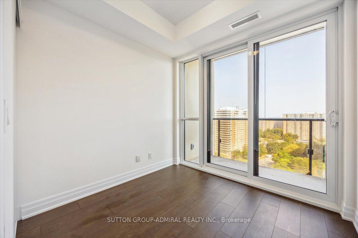 Photo 8 of Unit 1304, 30 Elm Drive W, Mississauga, City Centre — HOMEH