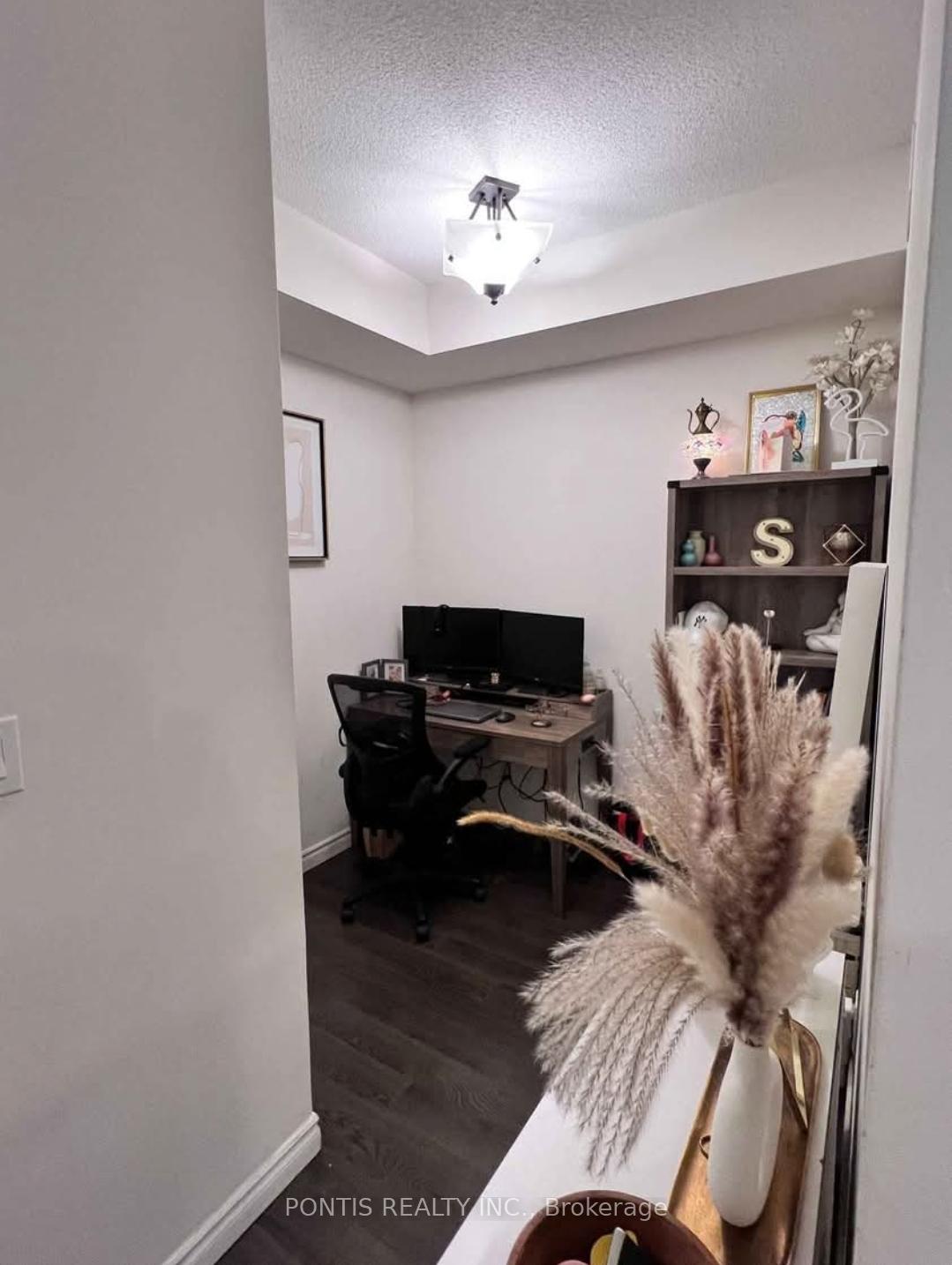 Photo 8 of Unit 2708, 4070 Confederation Parkway, Mississauga, City Centre — HOMEH