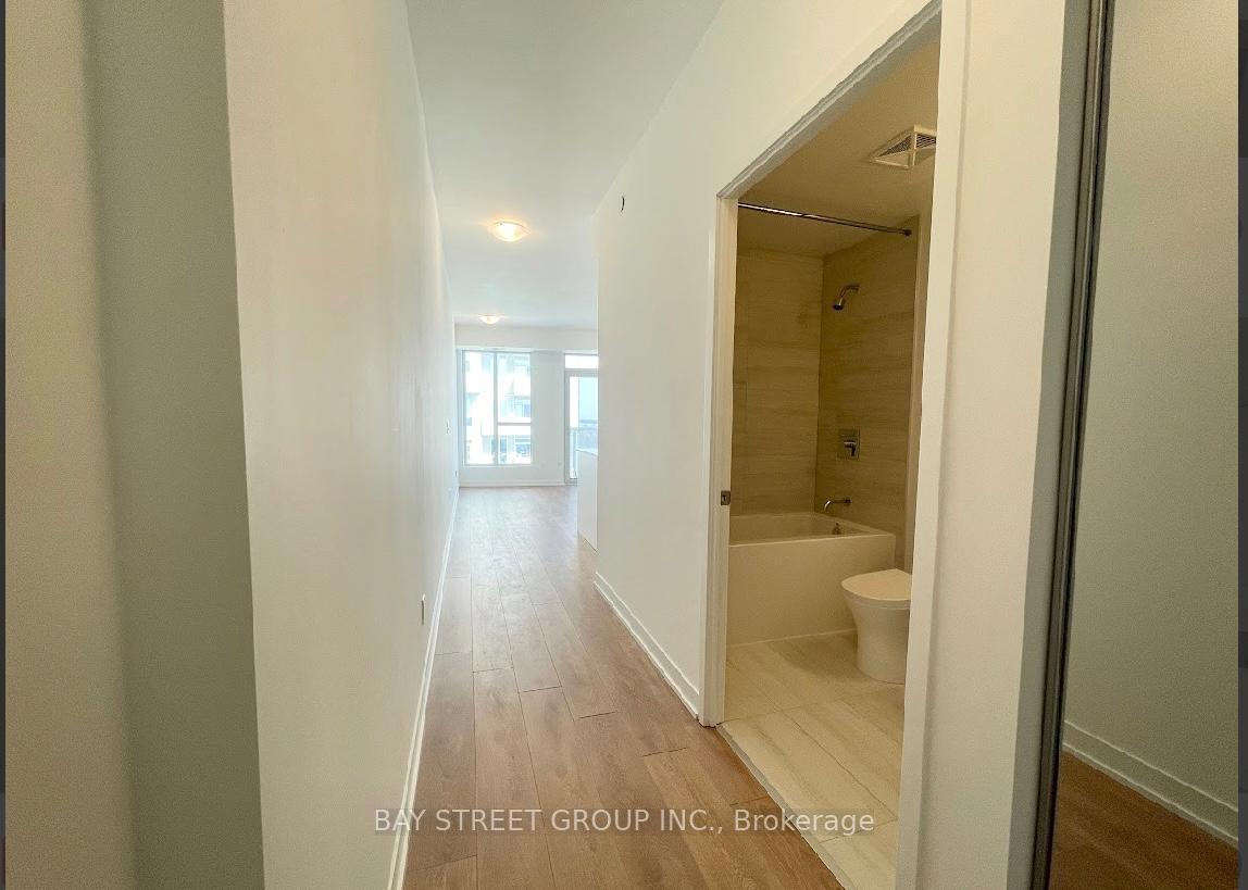 Photo 3 of Unit 1118, 10 Abeja Street, Vaughan, Concord — HOMEH