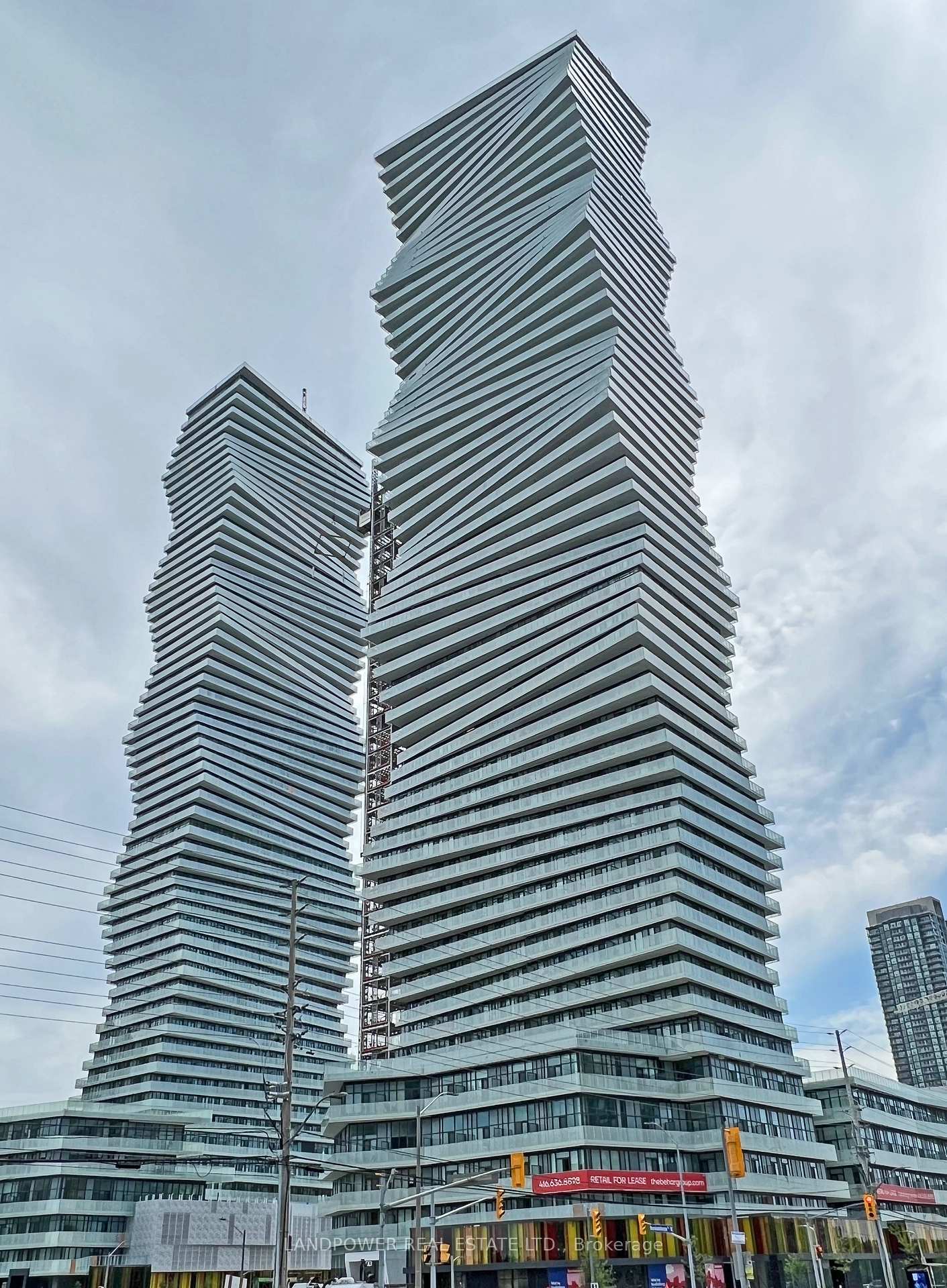 Front of Unit 1213, 3900 Confederation Parkway