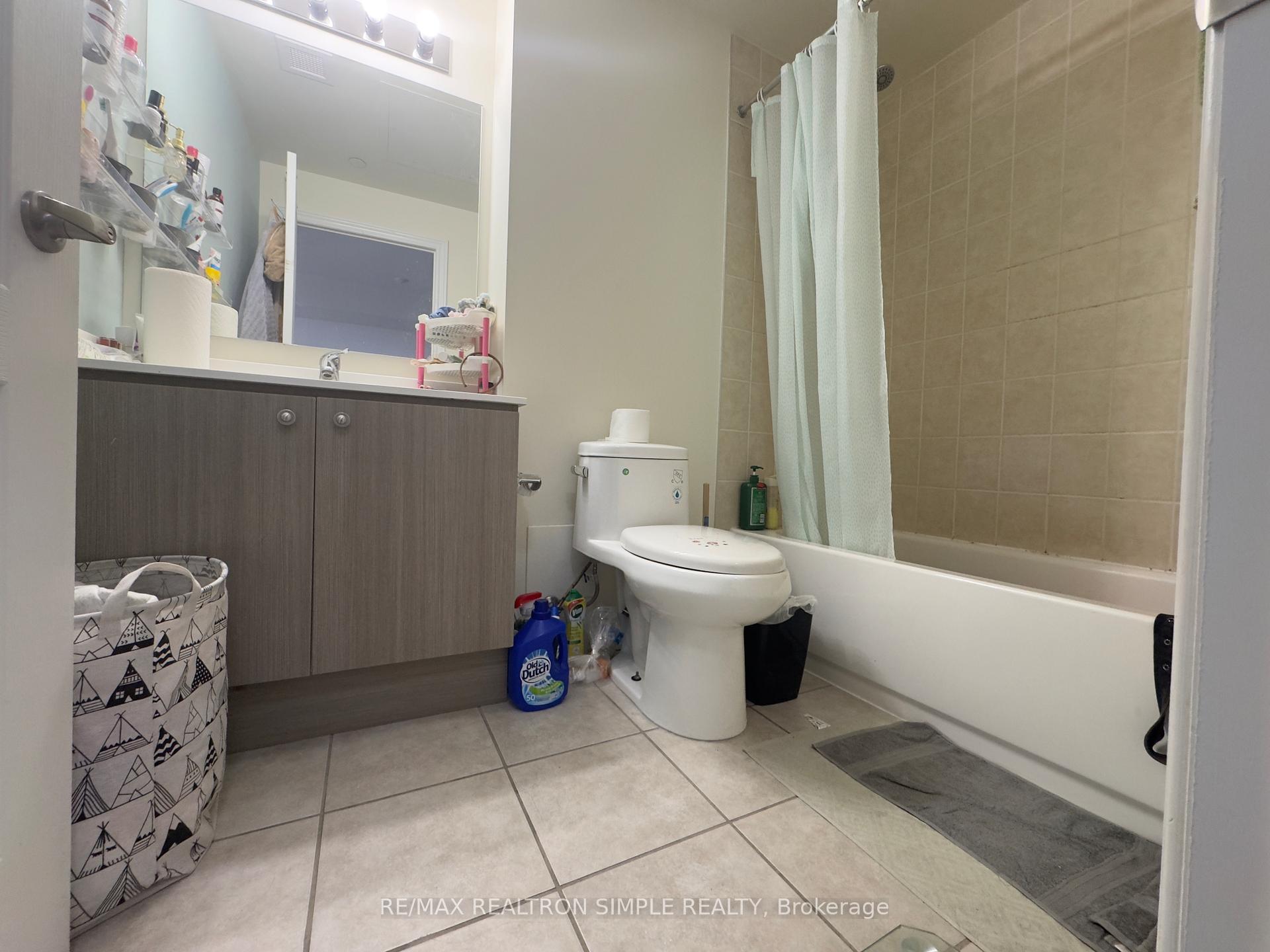 Photo 2 of Unit 211, 8323 Kennedy Road, Markham, Unionville — HOMEH