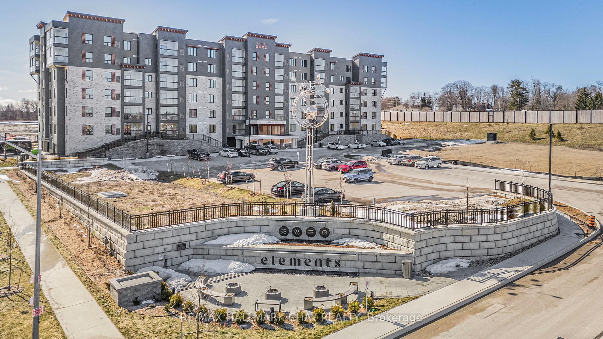 Photo 1 of Unit 609, 15 Kneeshaw Drive, Barrie, Rural Barrie Southeast — HOMEH