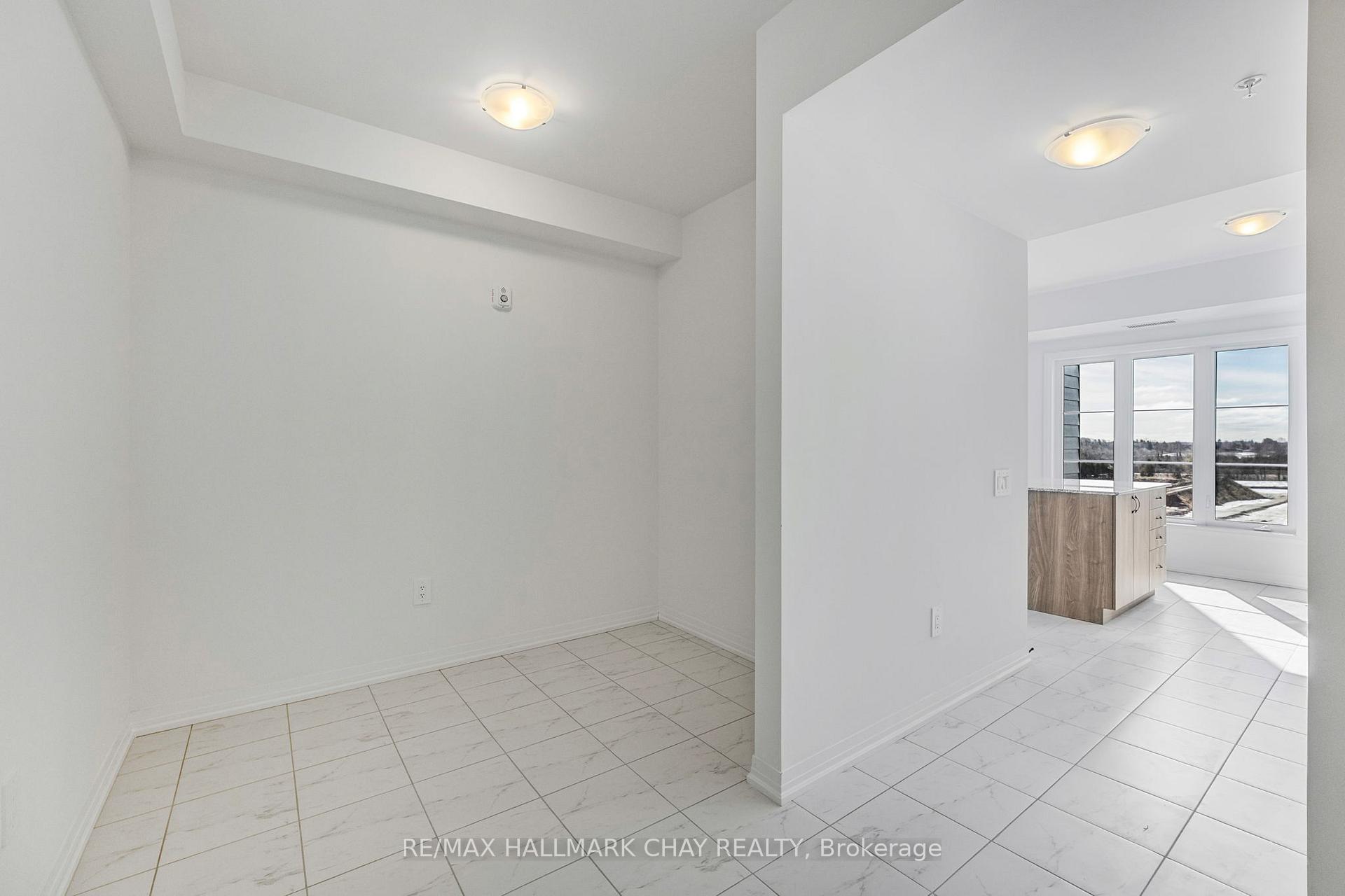 Photo 3 of Unit 609, 15 Kneeshaw Drive, Barrie, Rural Barrie Southeast — HOMEH