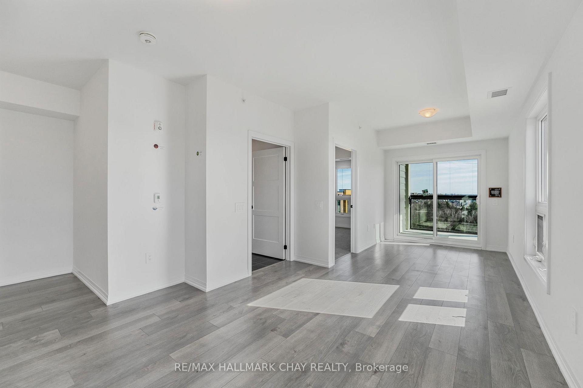 Photo 13 of Unit 609, 15 Kneeshaw Drive, Barrie, Rural Barrie Southeast — HOMEH