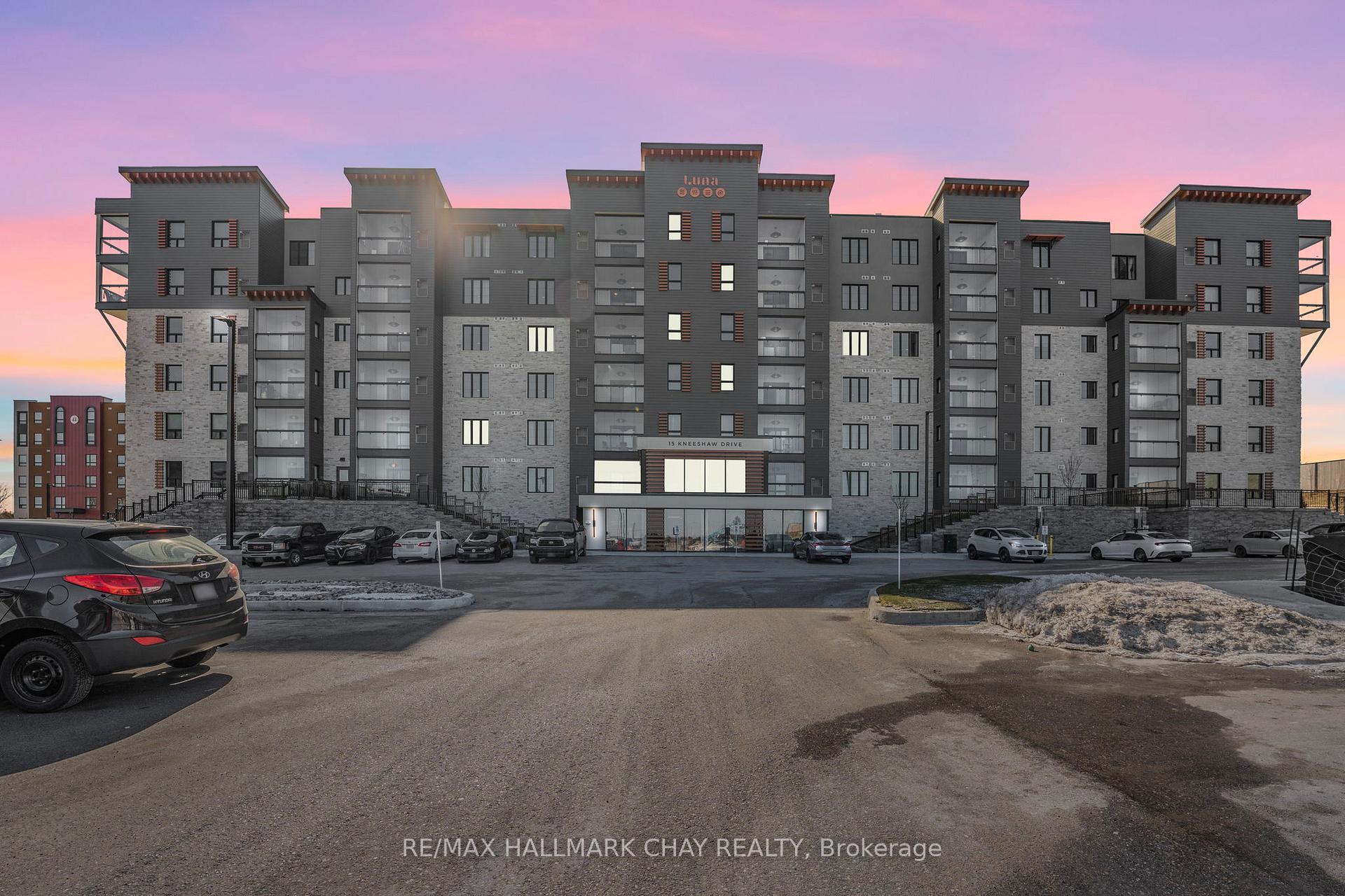 Photo 10 of Unit 609, 15 Kneeshaw Drive, Barrie, Rural Barrie Southeast — HOMEH