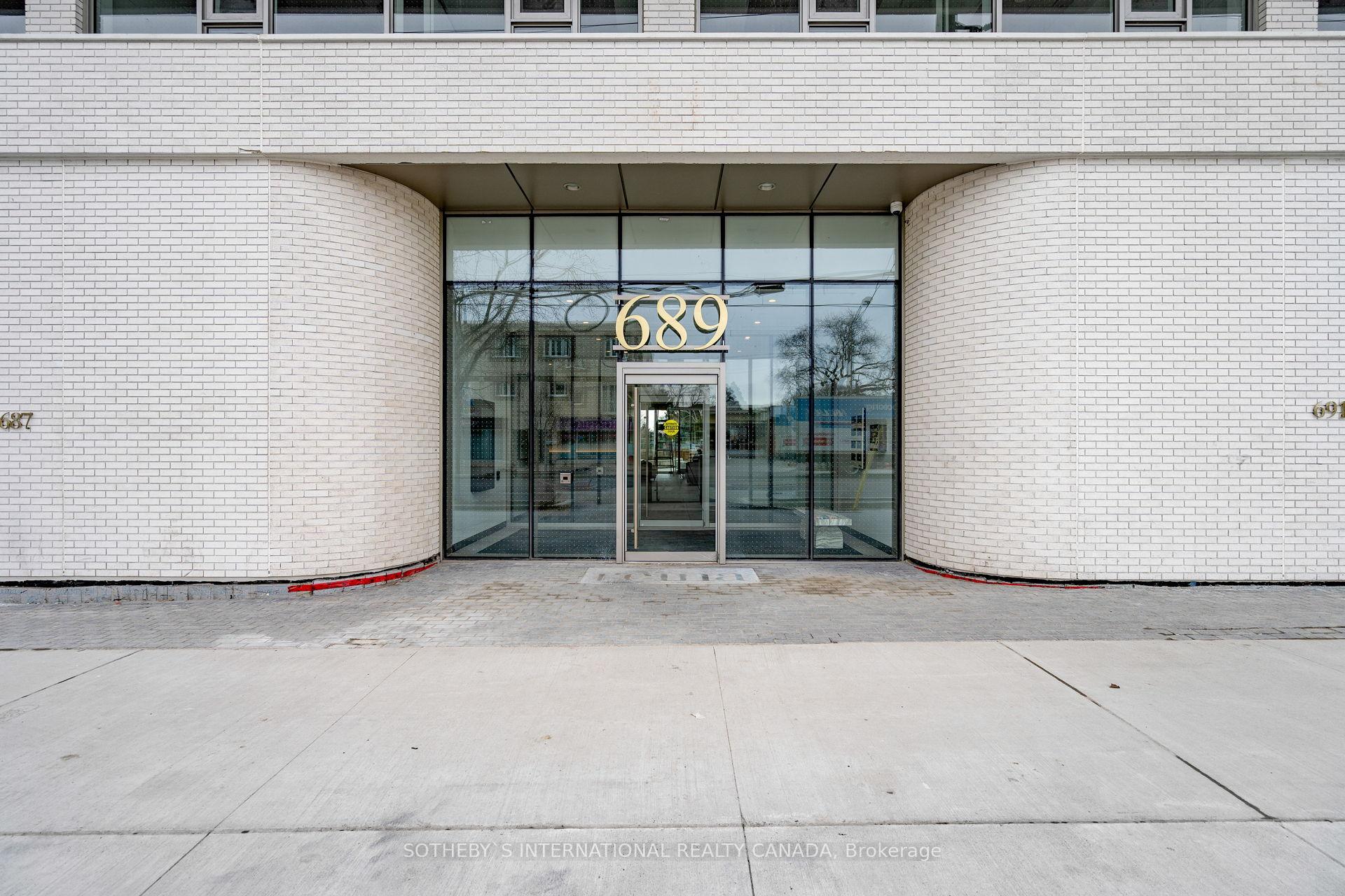Photo 5 of Unit 323, 689 The Queensway, Etobicoke, Stonegate-Queensway — HOMEH