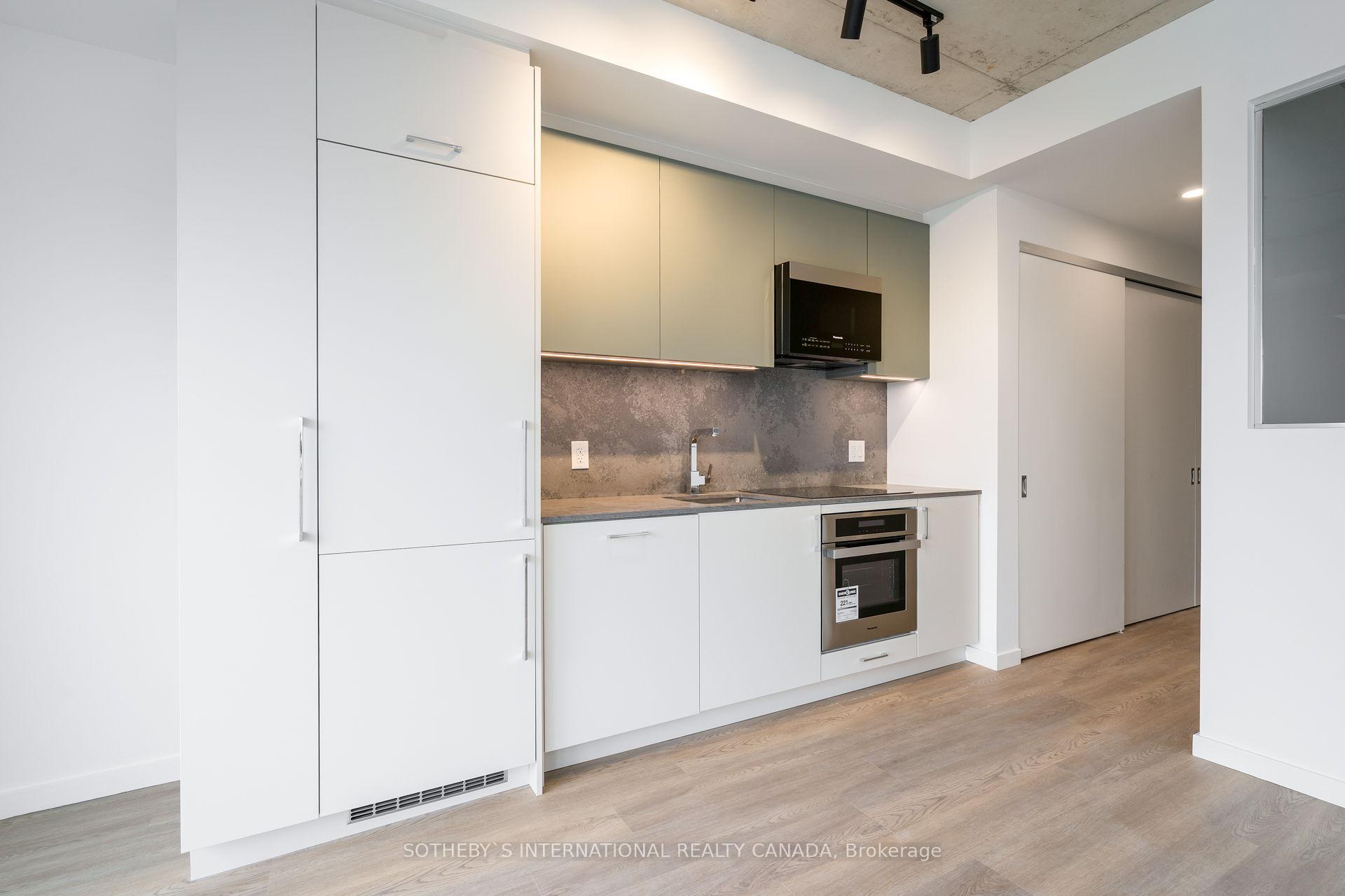 Photo 12 of Unit 323, 689 The Queensway, Etobicoke, Stonegate-Queensway — HOMEH