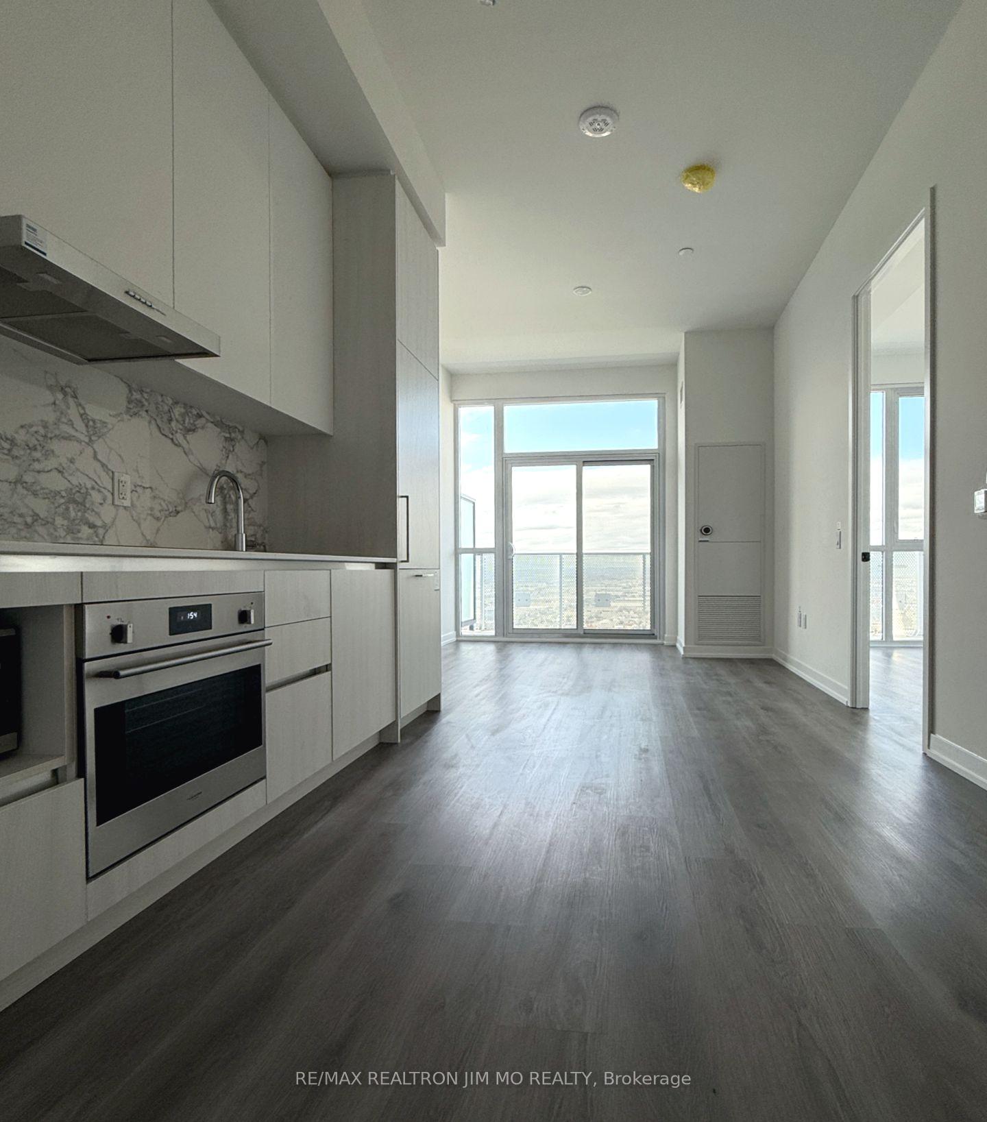 Photo 1 of Unit 3709, 225 Commerce Street, Vaughan, Vaughan Corporate Centre — HOMEH