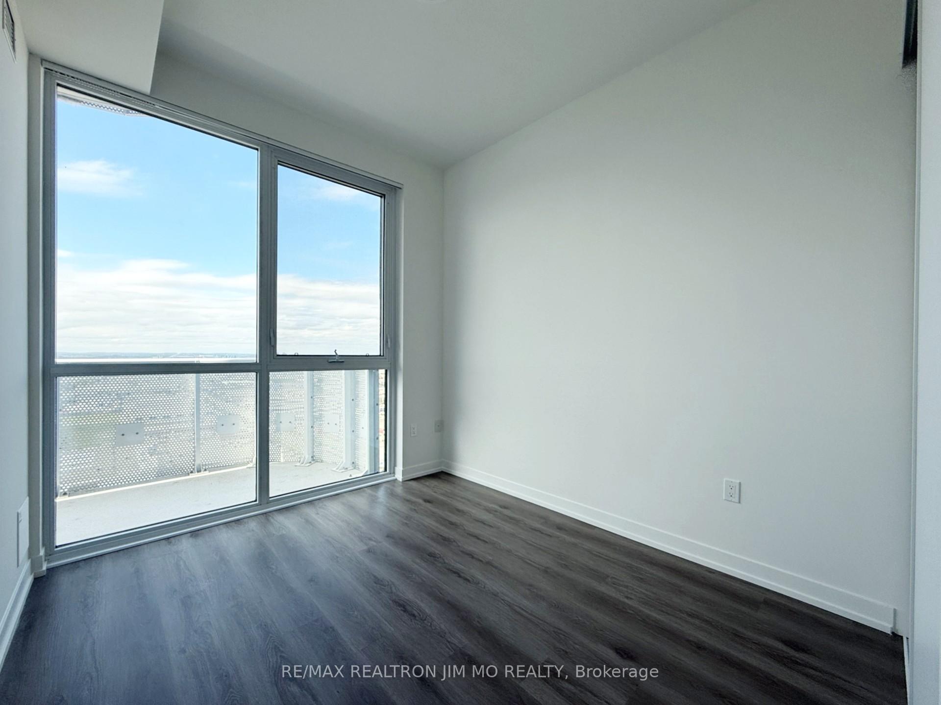 Photo 4 of Unit 3709, 225 Commerce Street, Vaughan, Vaughan Corporate Centre — HOMEH