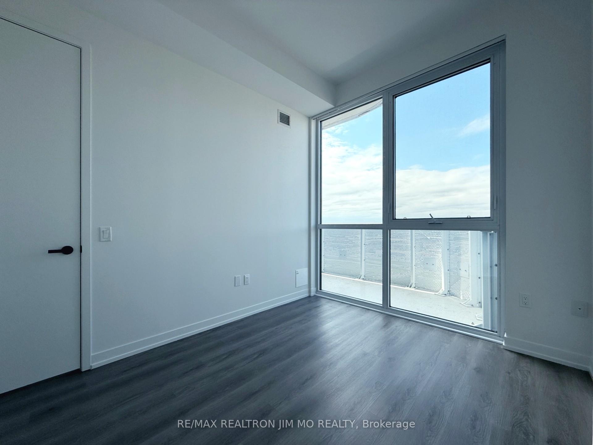 Photo 8 of Unit 3709, 225 Commerce Street, Vaughan, Vaughan Corporate Centre — HOMEH