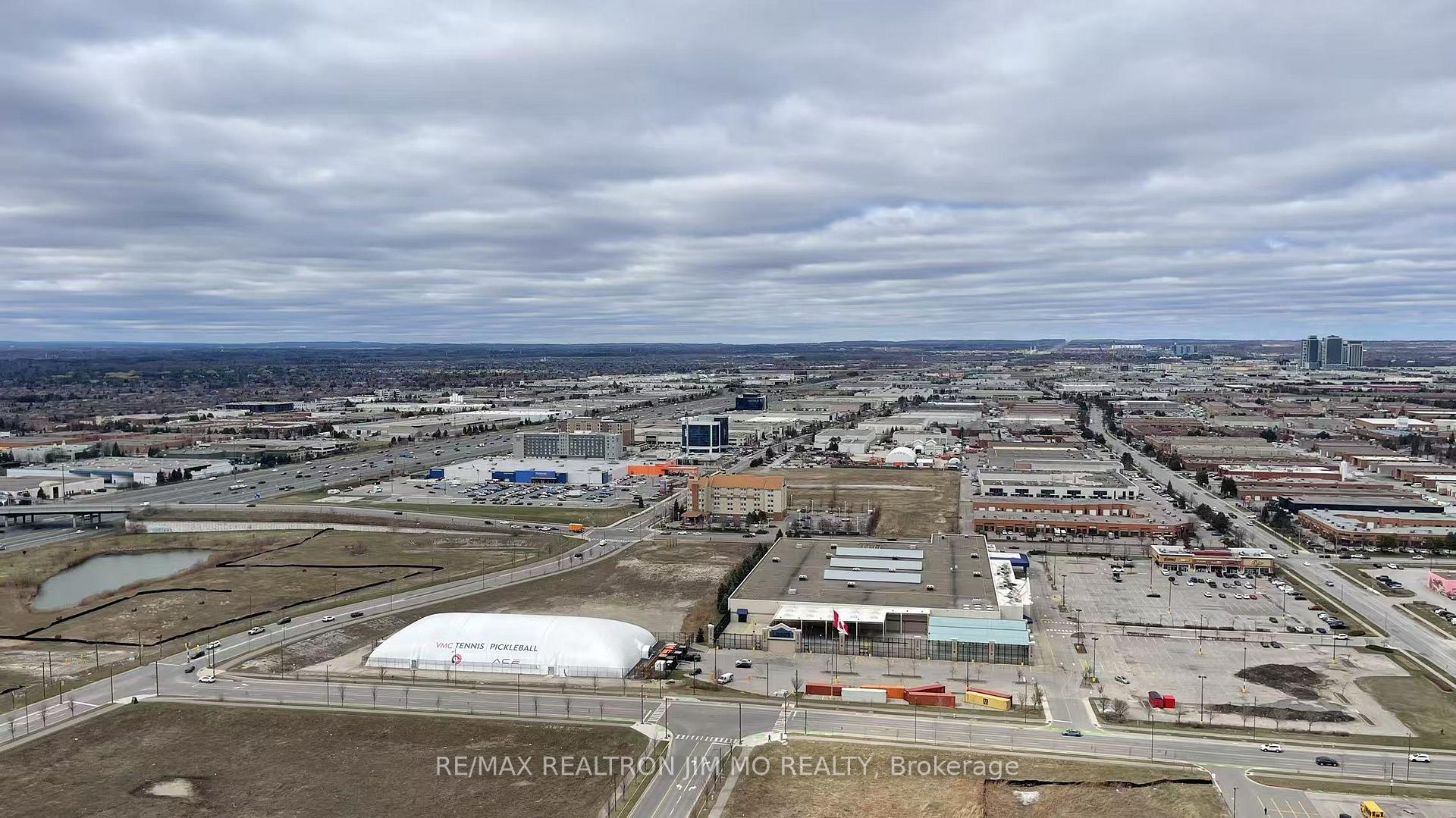 Photo 17 of Unit 3709, 225 Commerce Street, Vaughan, Vaughan Corporate Centre — HOMEH
