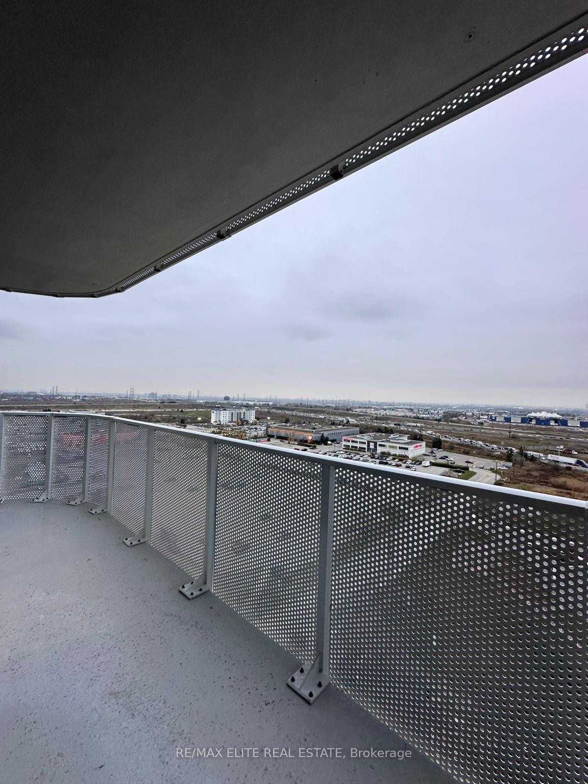 Photo 11 of Unit 1507, 195 Commerce Street, Vaughan, Vaughan Corporate Centre — HOMEH