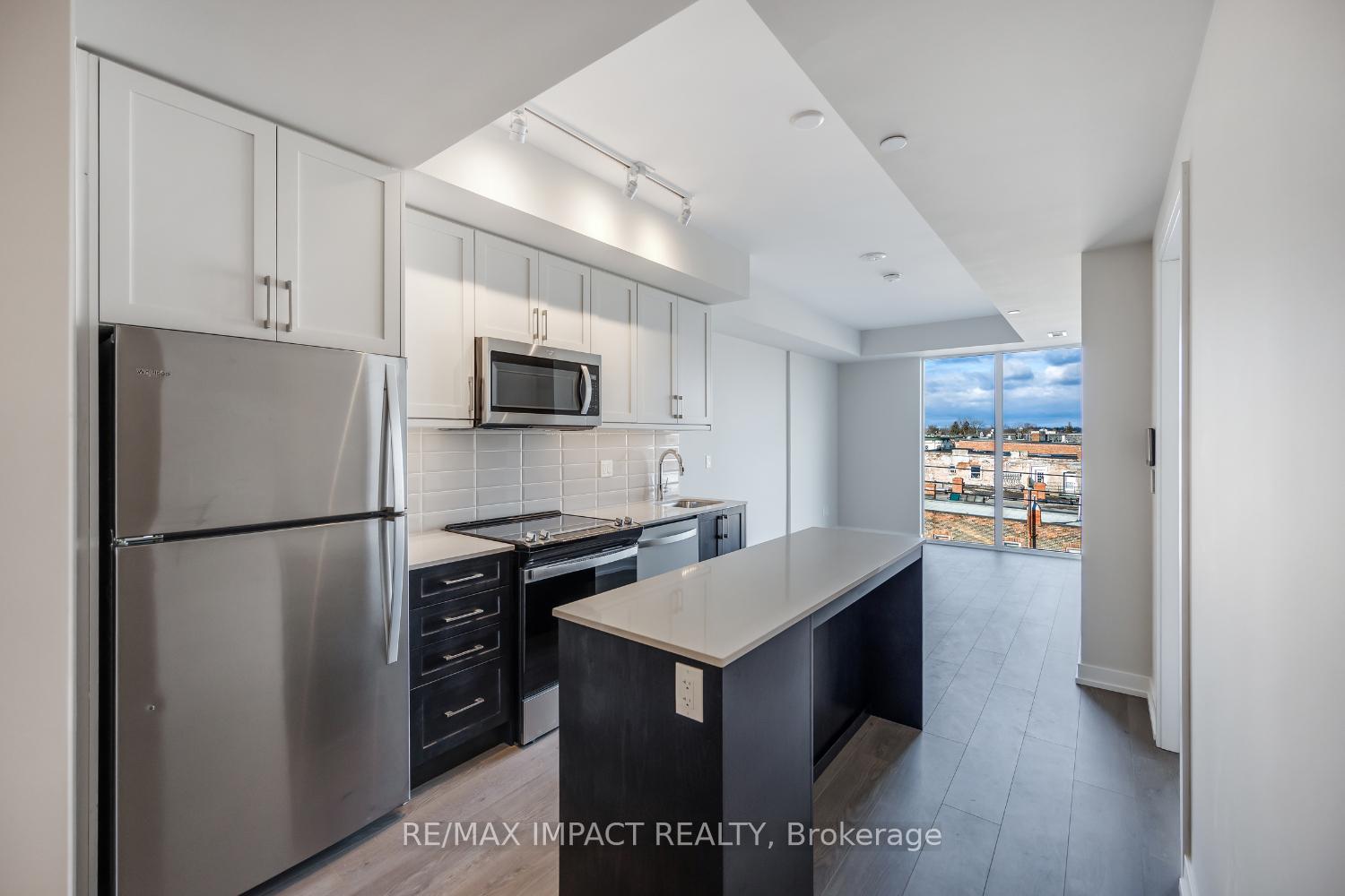 Photo 10 of Unit 431, 201 Brock Street, Whitby, Downtown Whitby — HOMEH