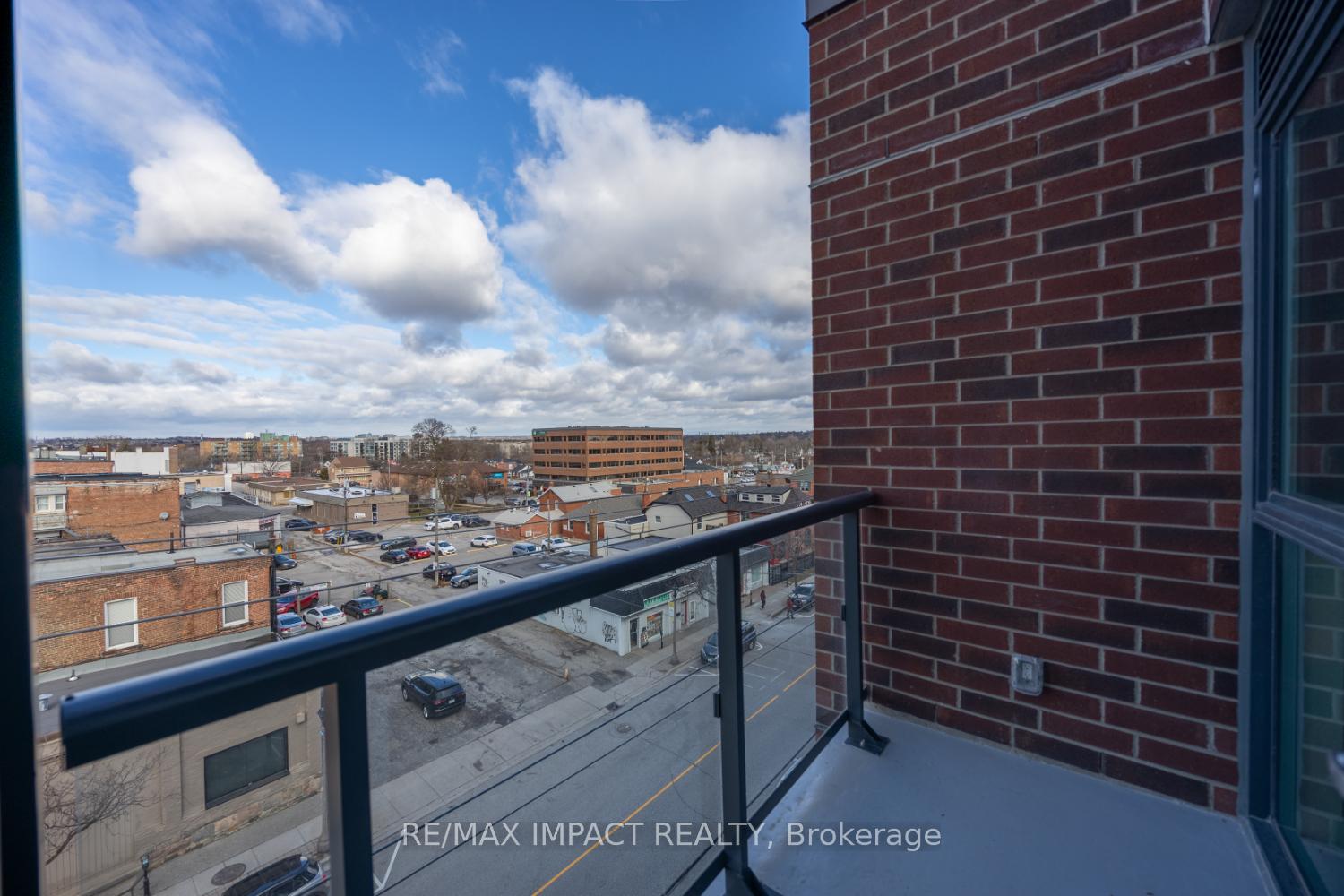 Photo 11 of Unit 431, 201 Brock Street, Whitby, Downtown Whitby — HOMEH