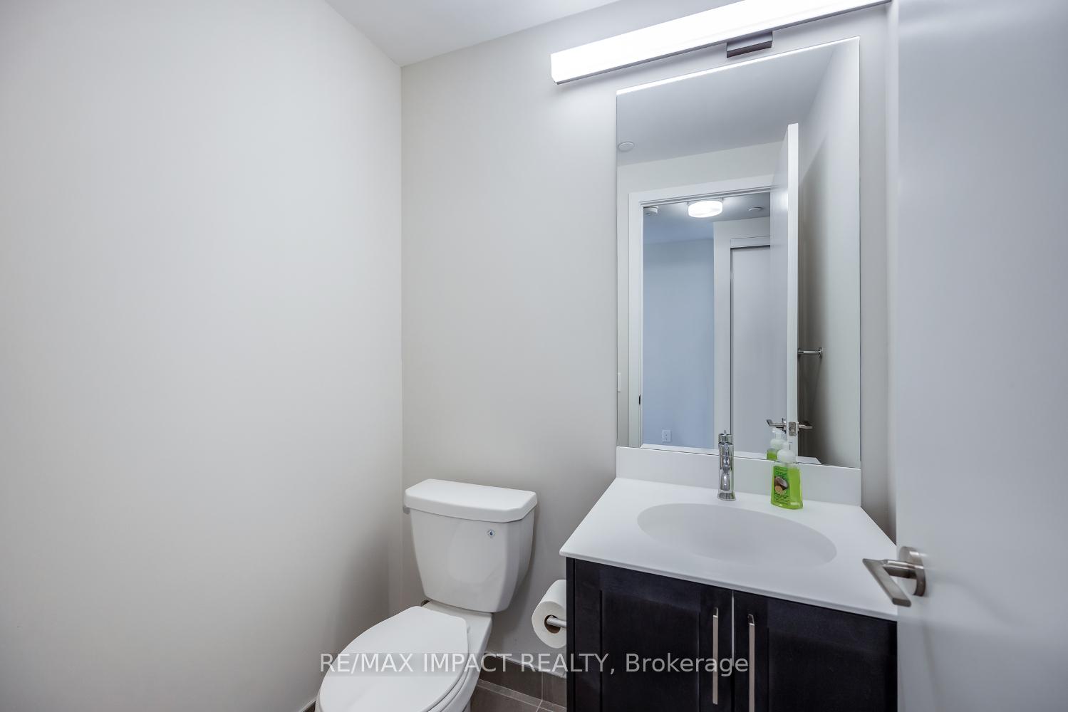 Photo 16 of Unit 431, 201 Brock Street, Whitby, Downtown Whitby — HOMEH