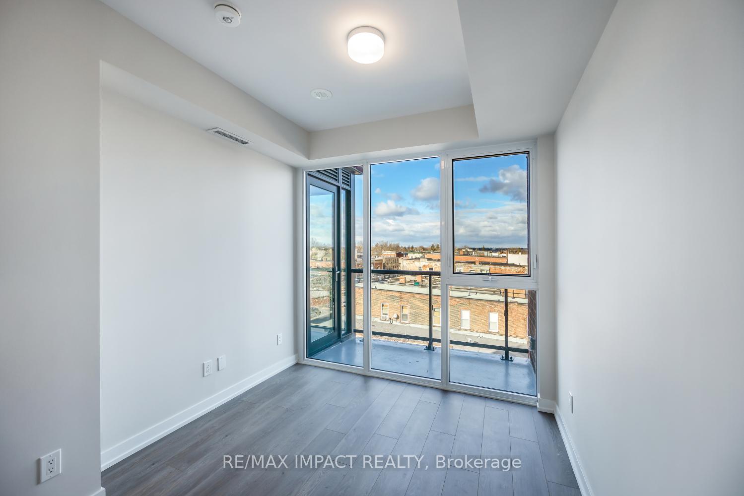 Photo 14 of Unit 431, 201 Brock Street, Whitby, Downtown Whitby — HOMEH