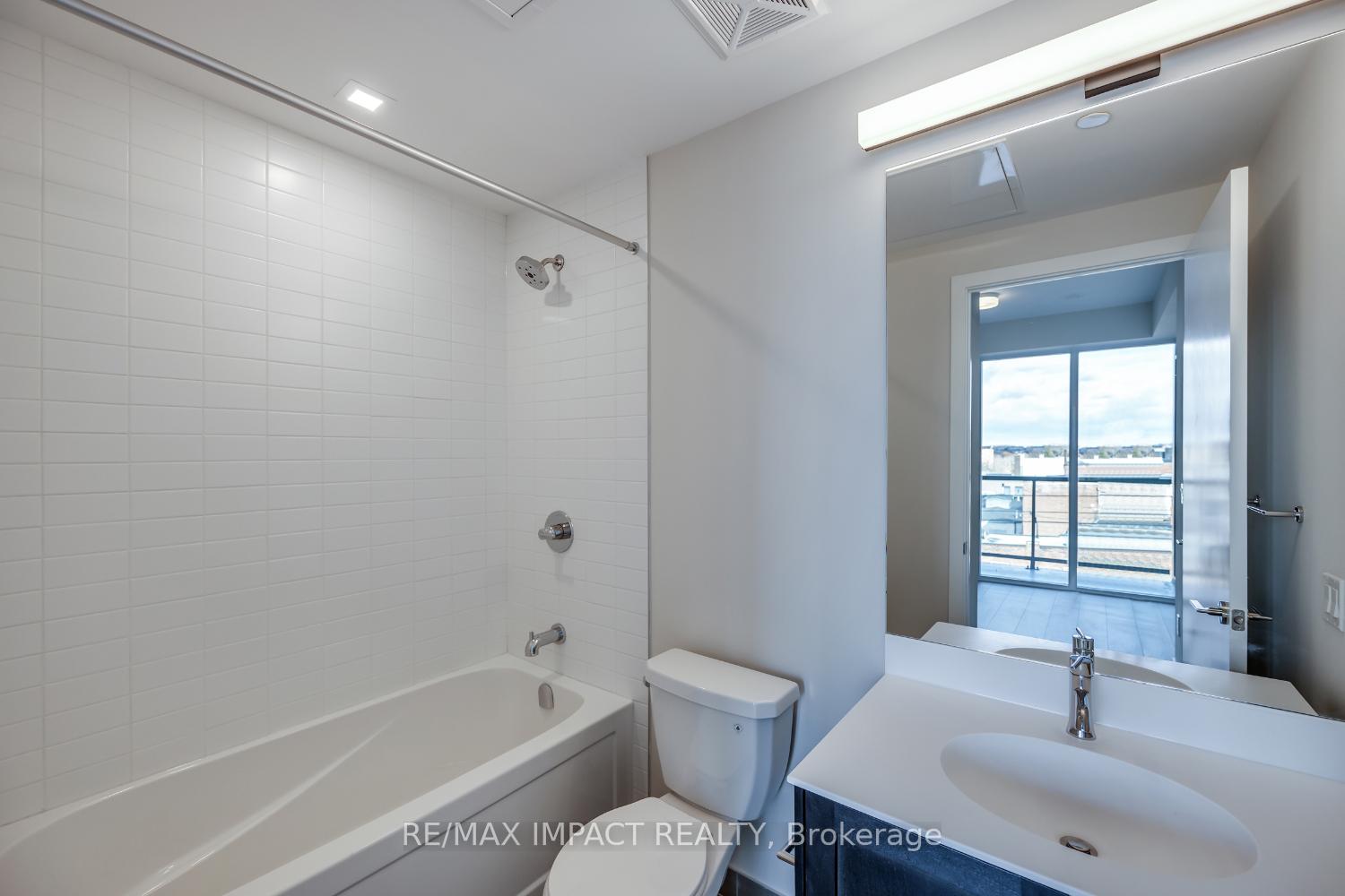 Photo 15 of Unit 431, 201 Brock Street, Whitby, Downtown Whitby — HOMEH