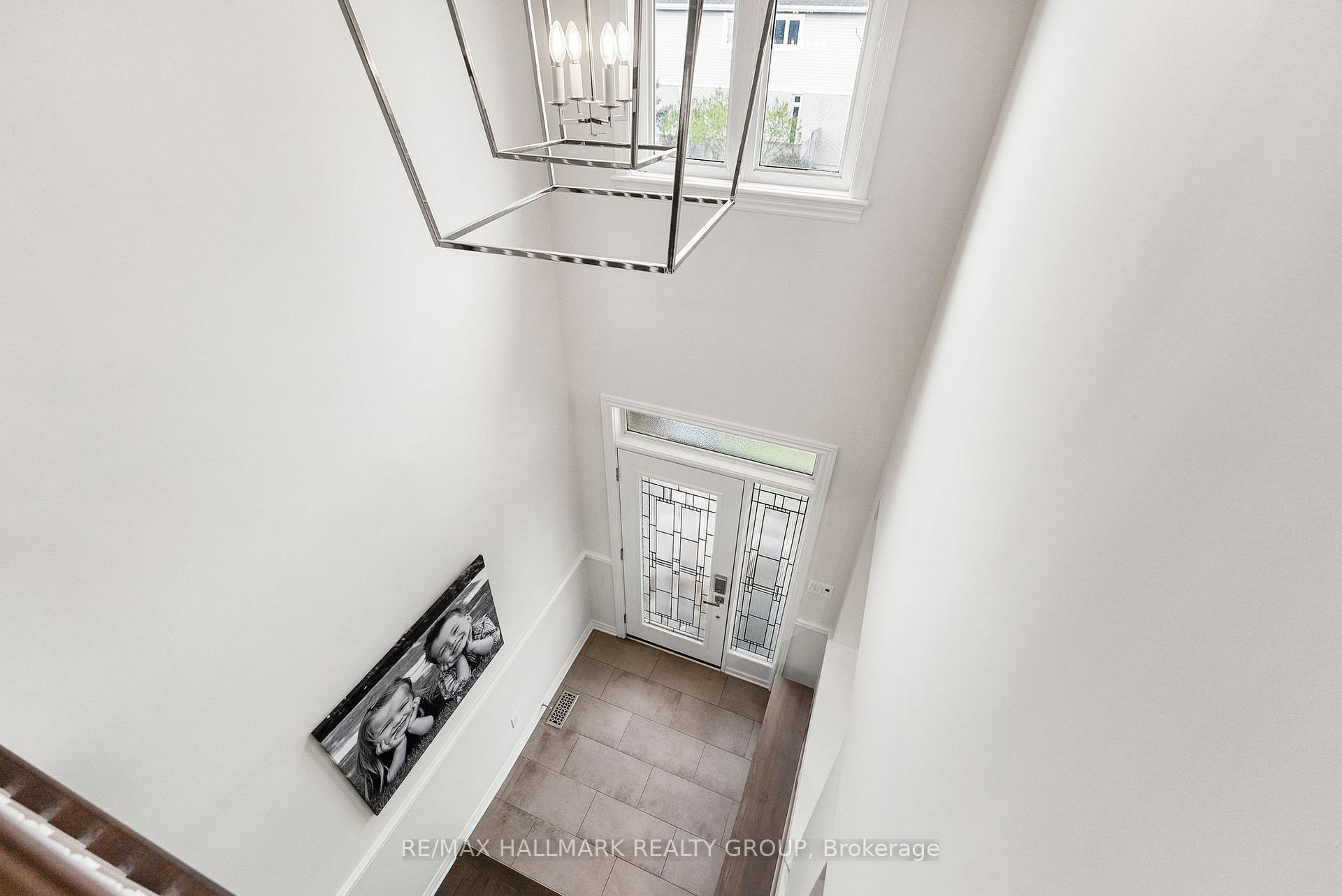 Photo 19 of 412 Callisto Way, Ottawa, Barrhaven - Stonebridge — HOMEH