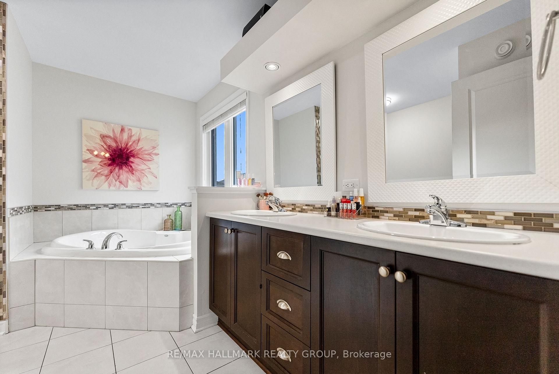 Photo 22 of 412 Callisto Way, Ottawa, Barrhaven - Stonebridge — HOMEH