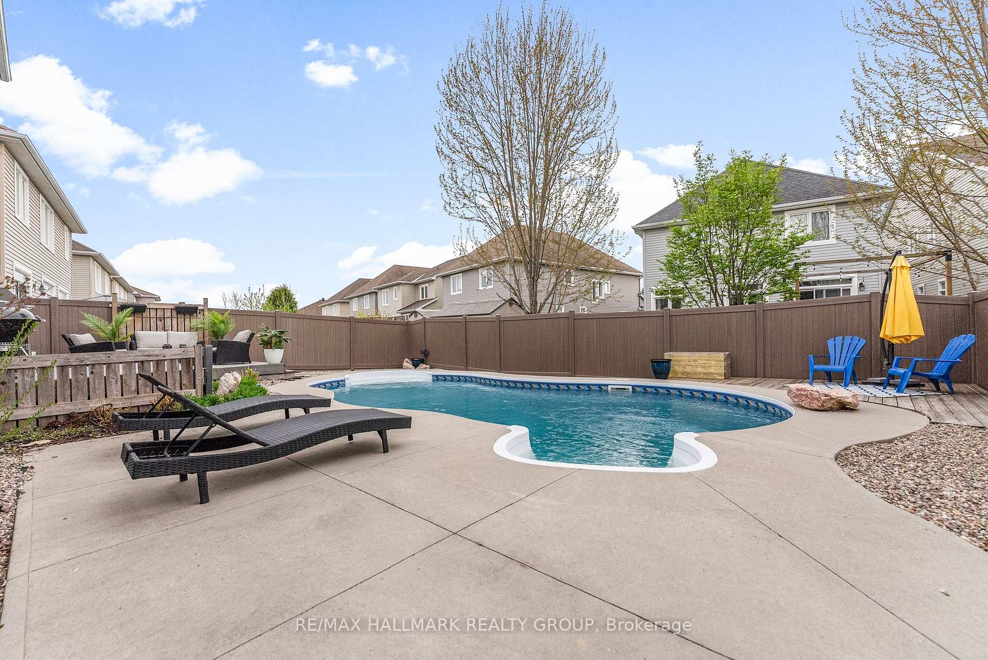 Photo 33 of 412 Callisto Way, Ottawa, Barrhaven - Stonebridge — HOMEH