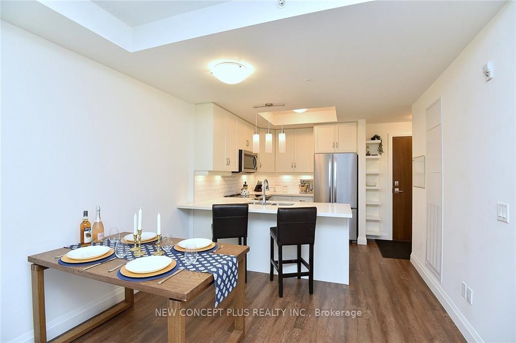 Photo 4 of Unit 608, 30 Hamilton Street S, Hamilton, Waterdown — HOMEH