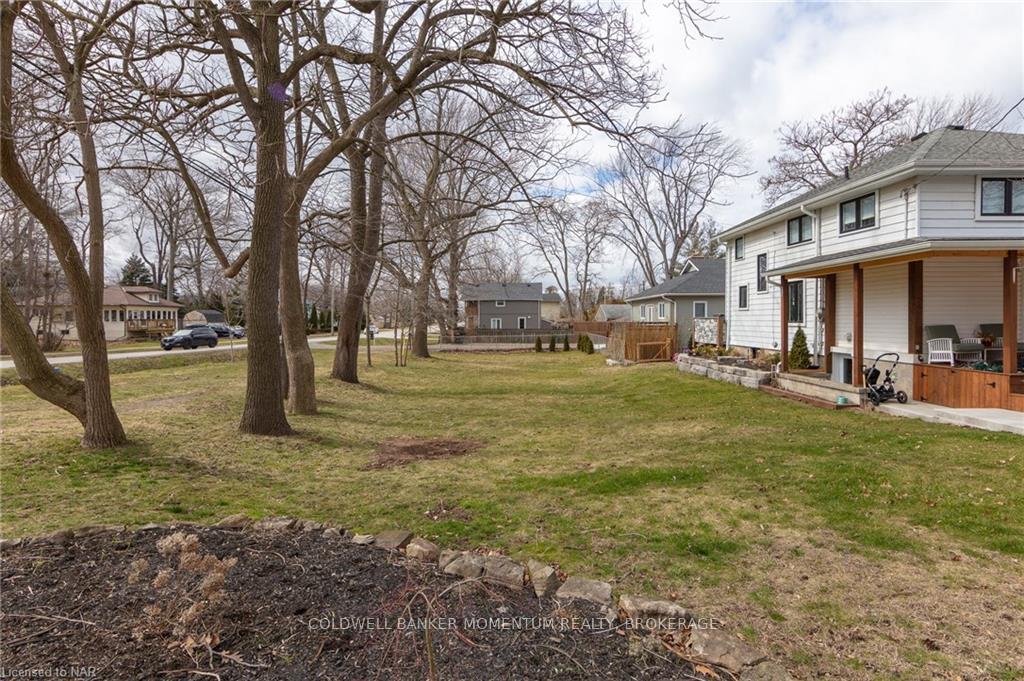Photo 7 of 10B Betts Avenue, Grimsby, Grimsby Beach — HOMEH