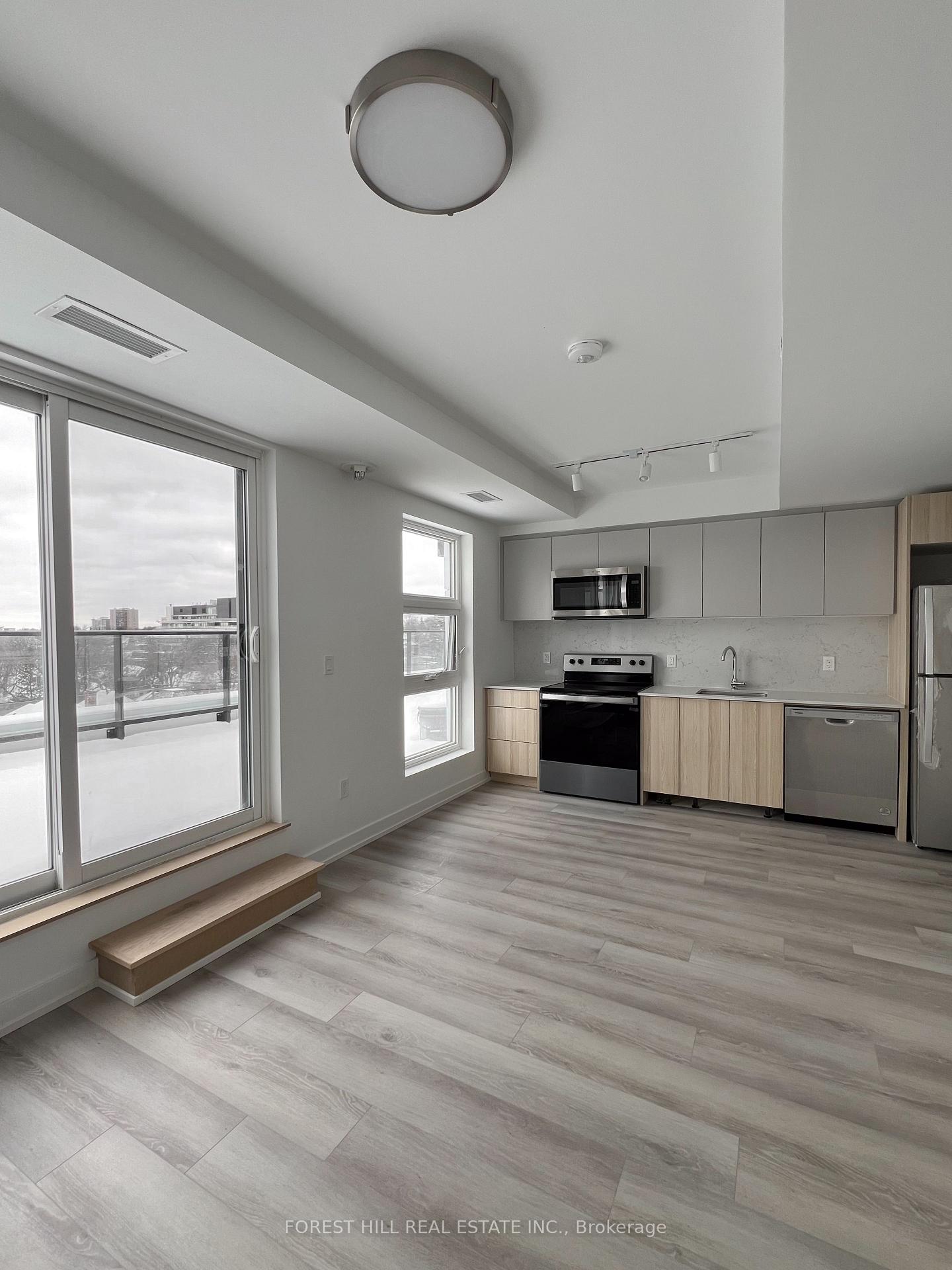 Photo 5 of Unit 601, 2000 Bathurst Street, Toronto, Humewood-Cedarvale — HOMEH