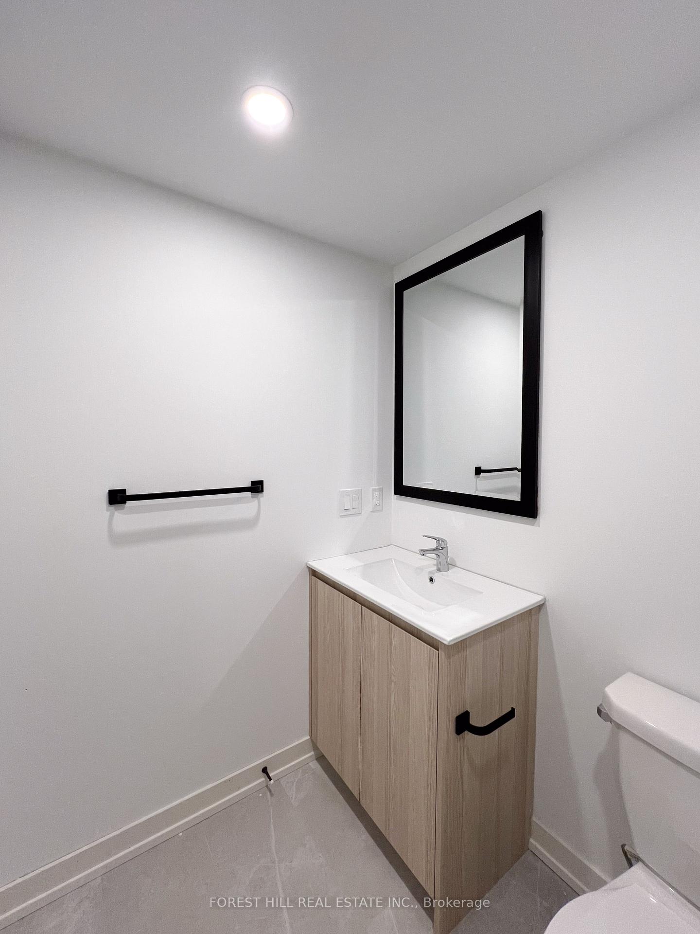 Photo 10 of Unit 601, 2000 Bathurst Street, Toronto, Humewood-Cedarvale — HOMEH