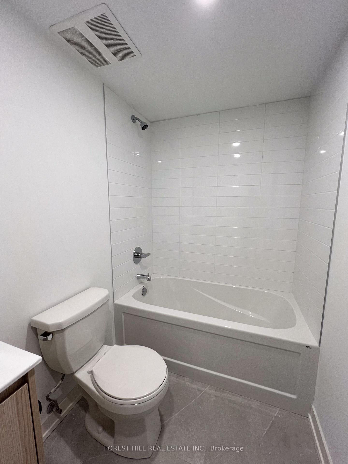 Photo 11 of Unit 601, 2000 Bathurst Street, Toronto, Humewood-Cedarvale — HOMEH
