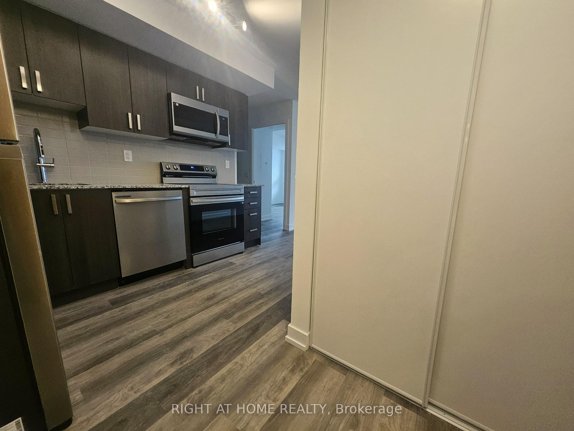 Photo 7 of Unit 1405, 1435 Celebration Drive, Pickering, Bay Ridges — HOMEH