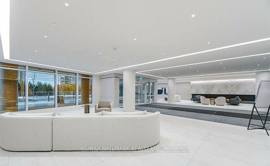 Photo 6 of Unit B-1910, 50 Upper Mall Way, Vaughan, Brownridge — HOMEH