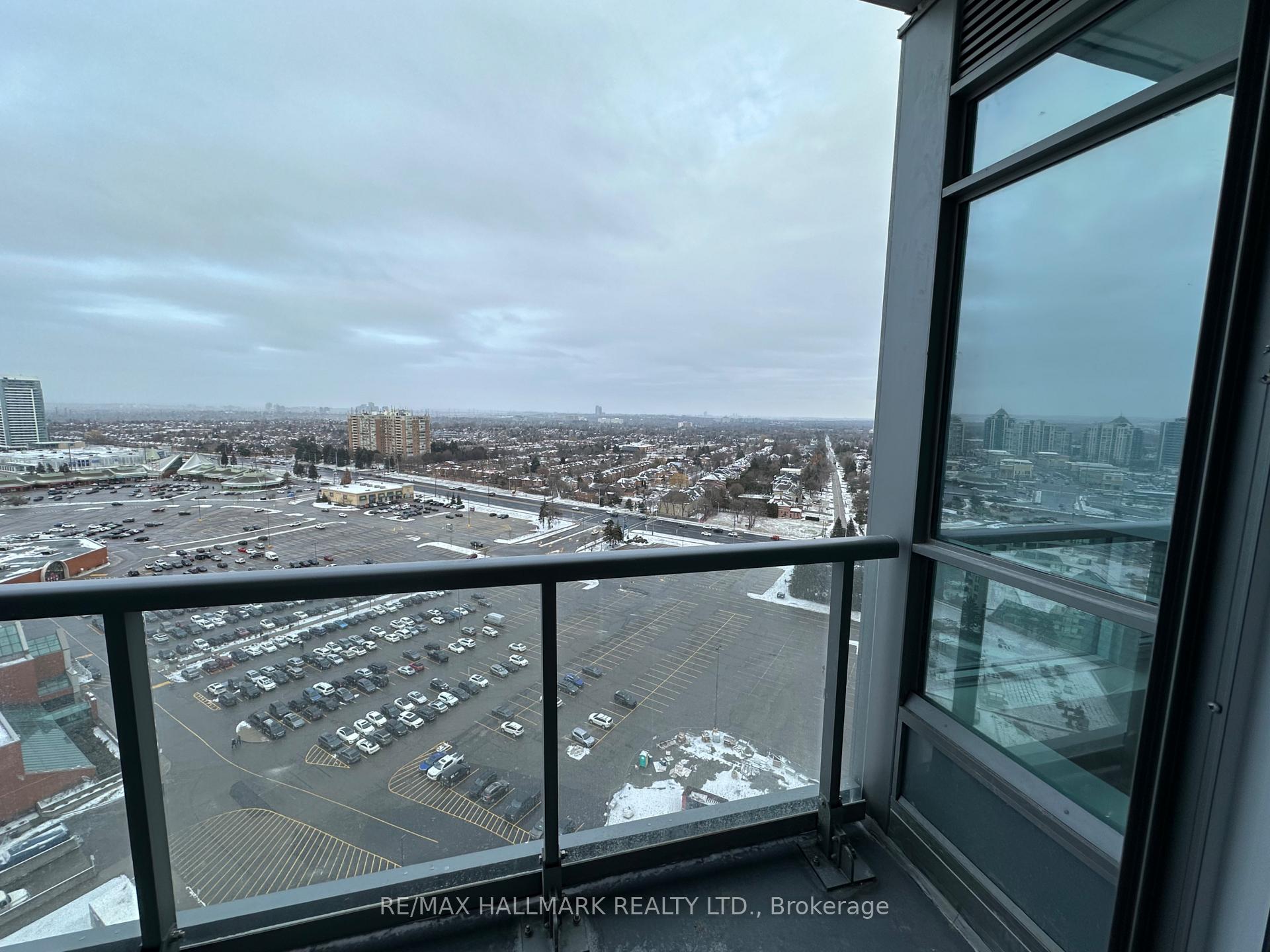 Photo 24 of Unit B-1910, 50 Upper Mall Way, Vaughan, Brownridge — HOMEH