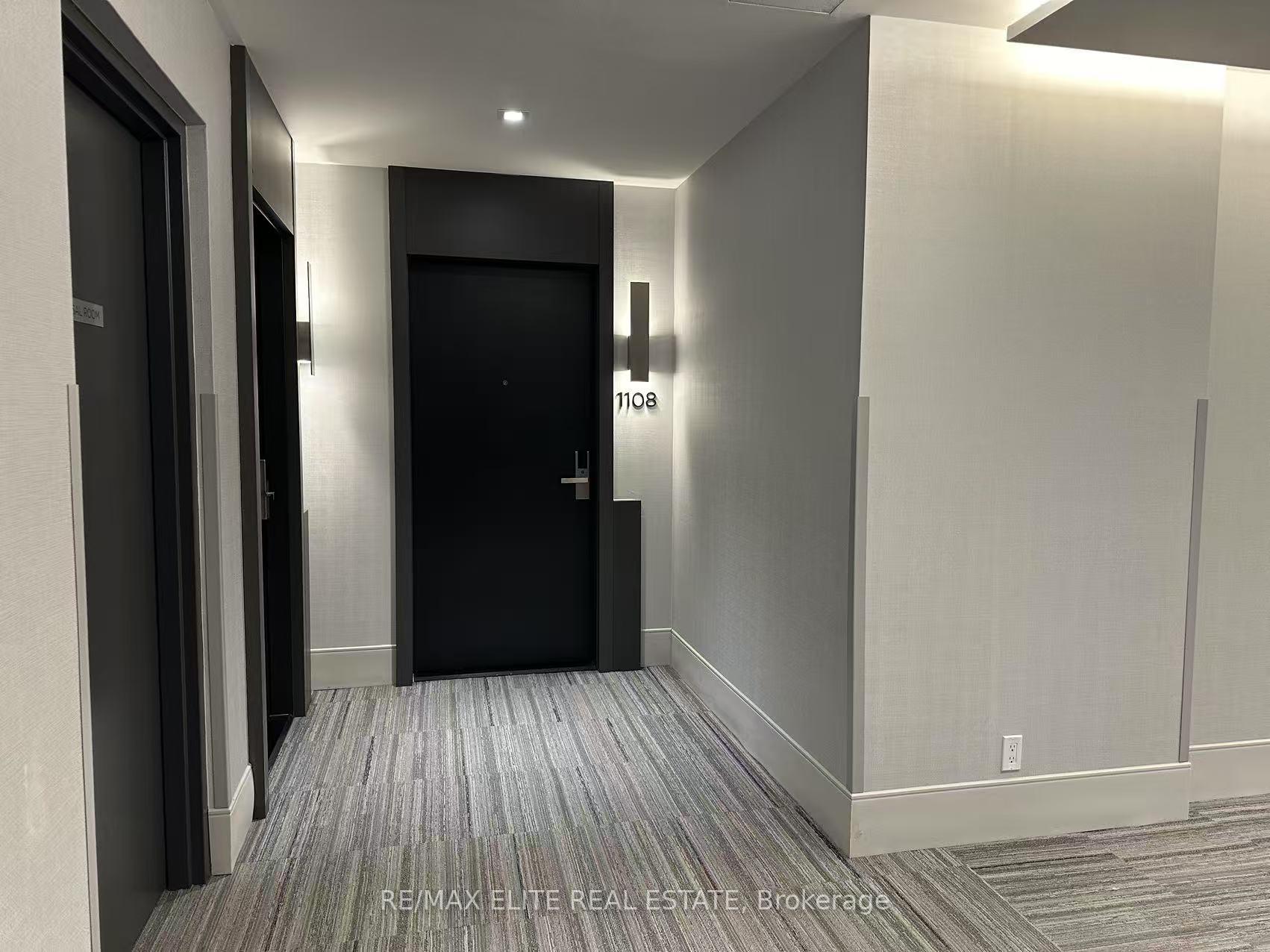 Photo 3 of Unit 1108, 8 Water Walk Drive, Markham, Unionville — HOMEH
