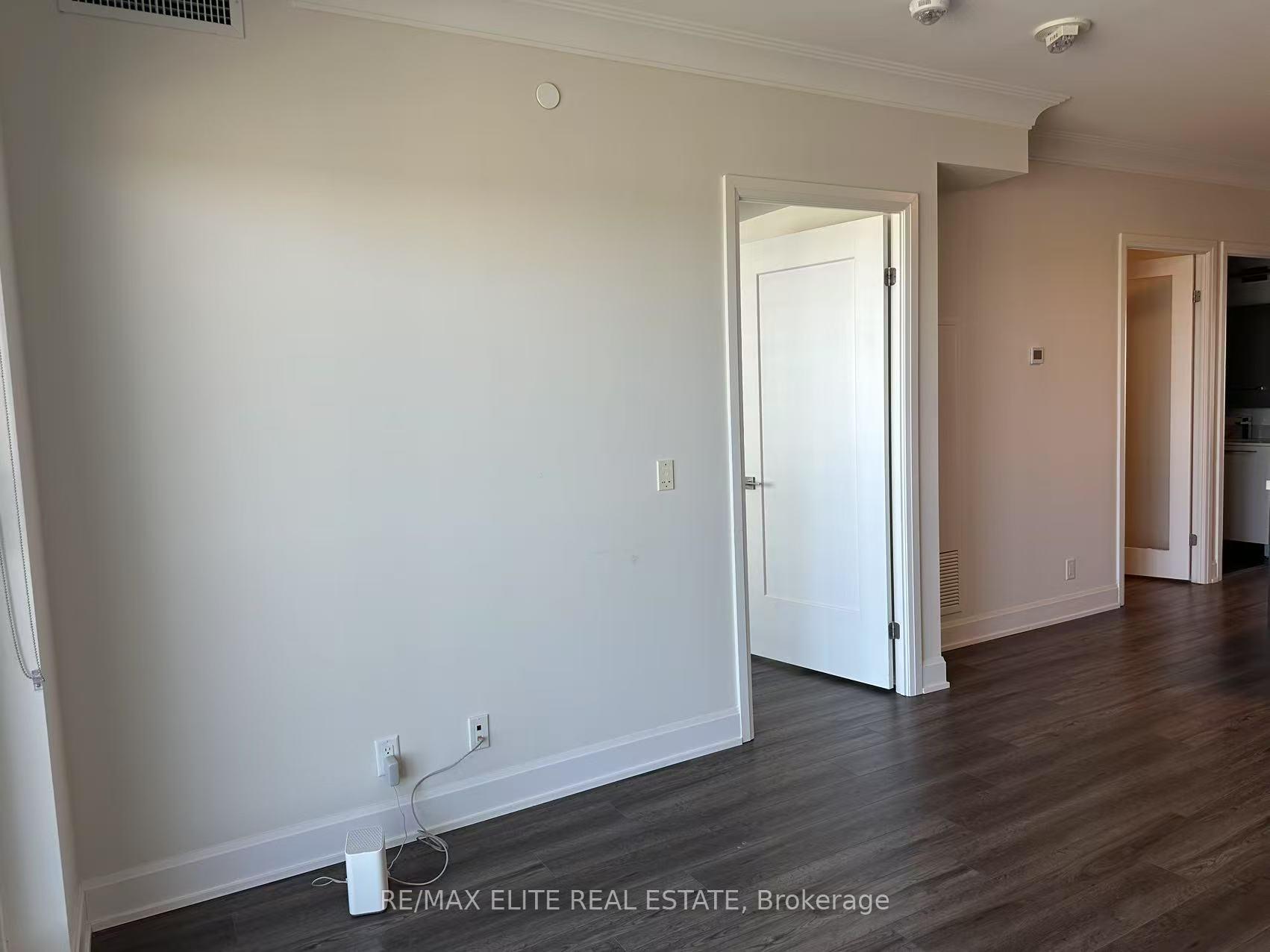 Photo 2 of Unit 1108, 8 Water Walk Drive, Markham, Unionville — HOMEH