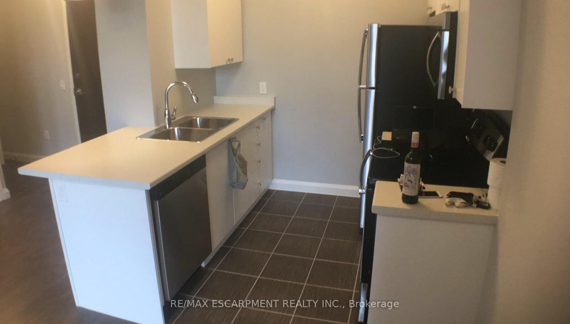 Photo 2 of Unit 612, 112 King Street E, Hamilton, Beasley — HOMEH