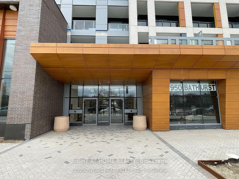 Photo 6 of Unit 824, 7950 Bathurst Street, Vaughan, Beverley Glen — HOMEH