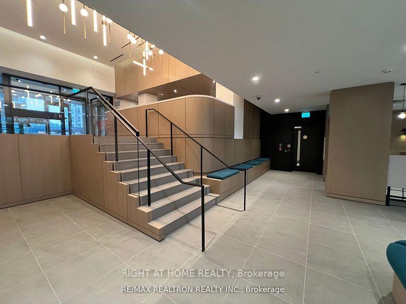 Photo 5 of Unit 824, 7950 Bathurst Street, Vaughan, Beverley Glen — HOMEH