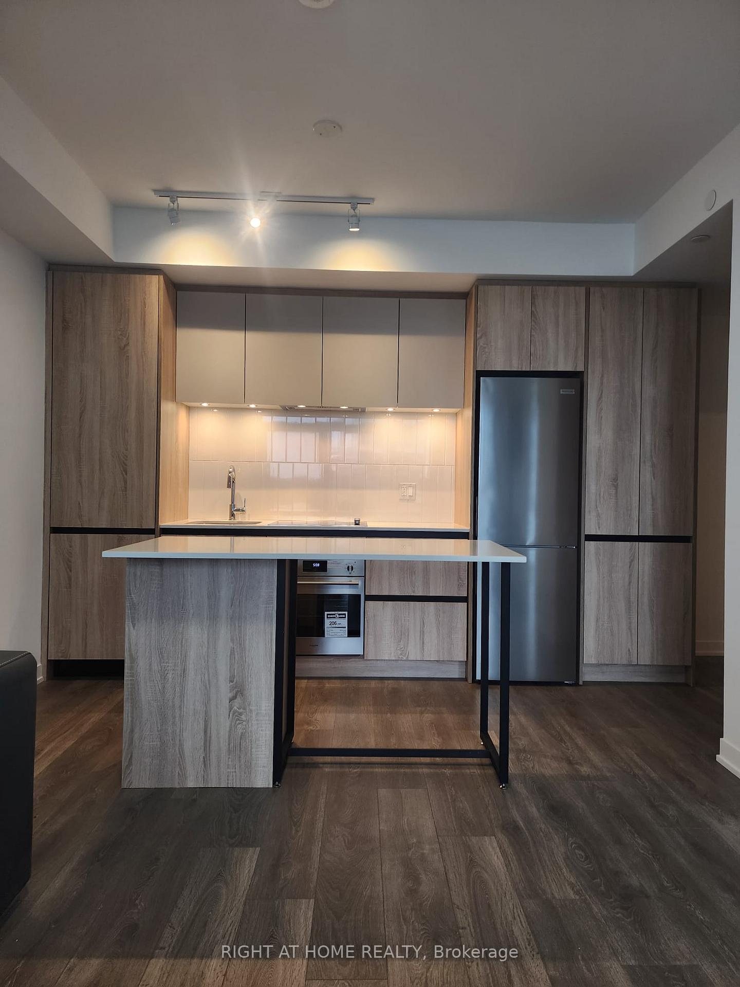 Photo 15 of Unit 824, 7950 Bathurst Street, Vaughan, Beverley Glen — HOMEH
