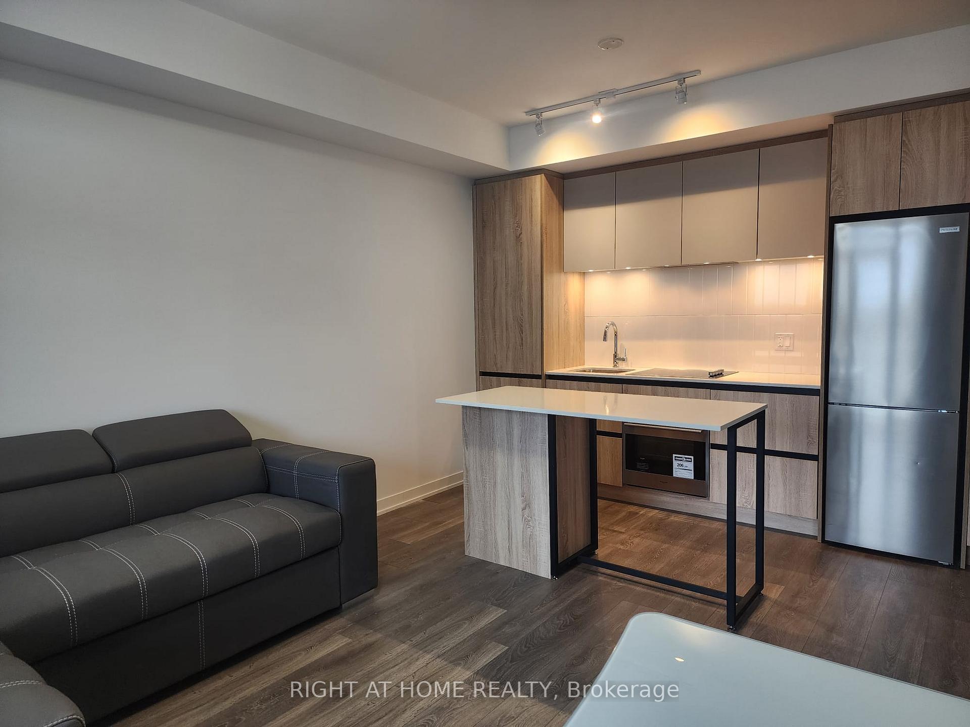 Photo 12 of Unit 824, 7950 Bathurst Street, Vaughan, Beverley Glen — HOMEH