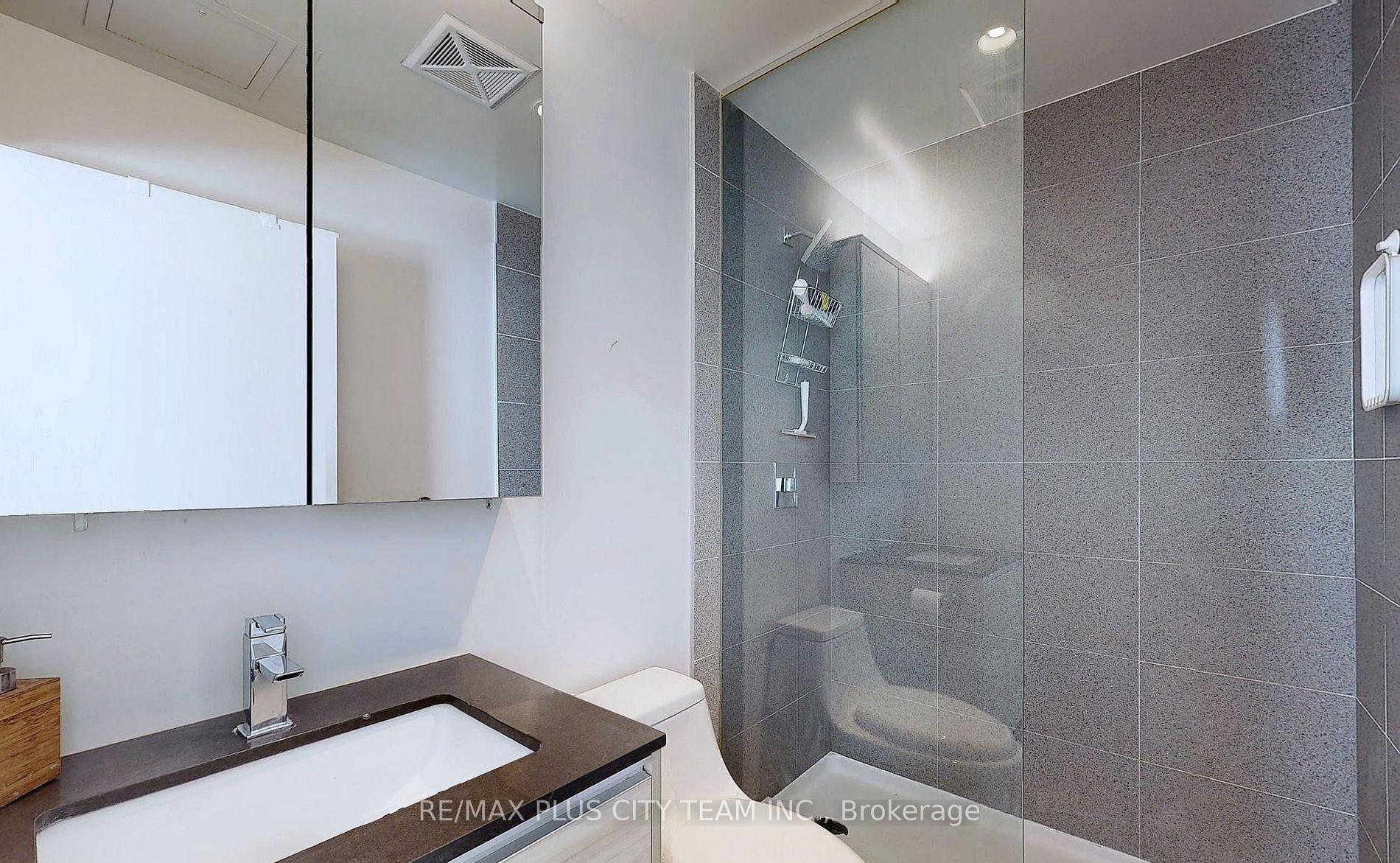 Photo 4 of Unit 405, 1238 Dundas Street E, Toronto, South Riverdale — HOMEH