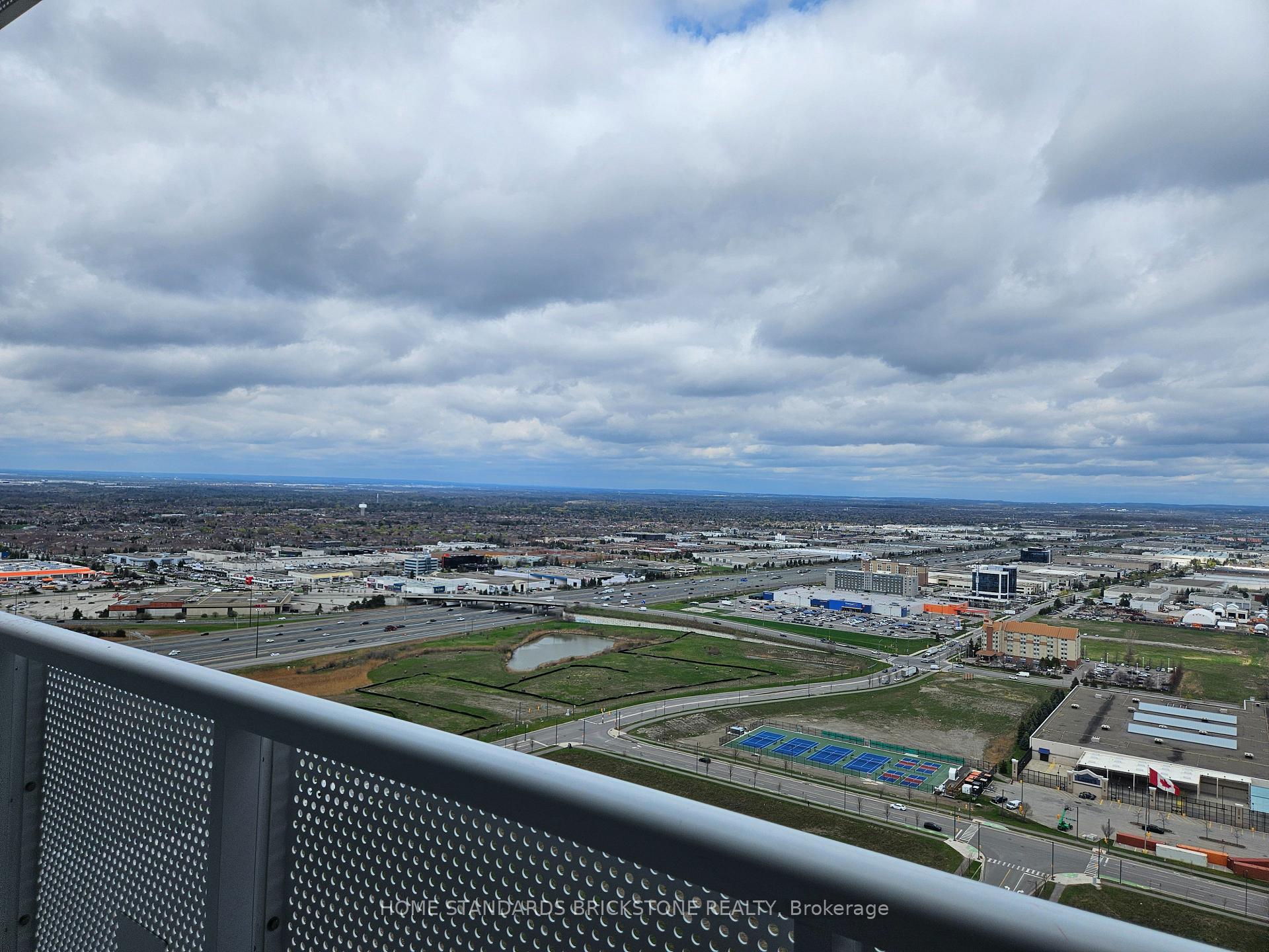 Photo 19 of Unit 3809, 225 Commerce Street, Vaughan, Vaughan Corporate Centre — HOMEH