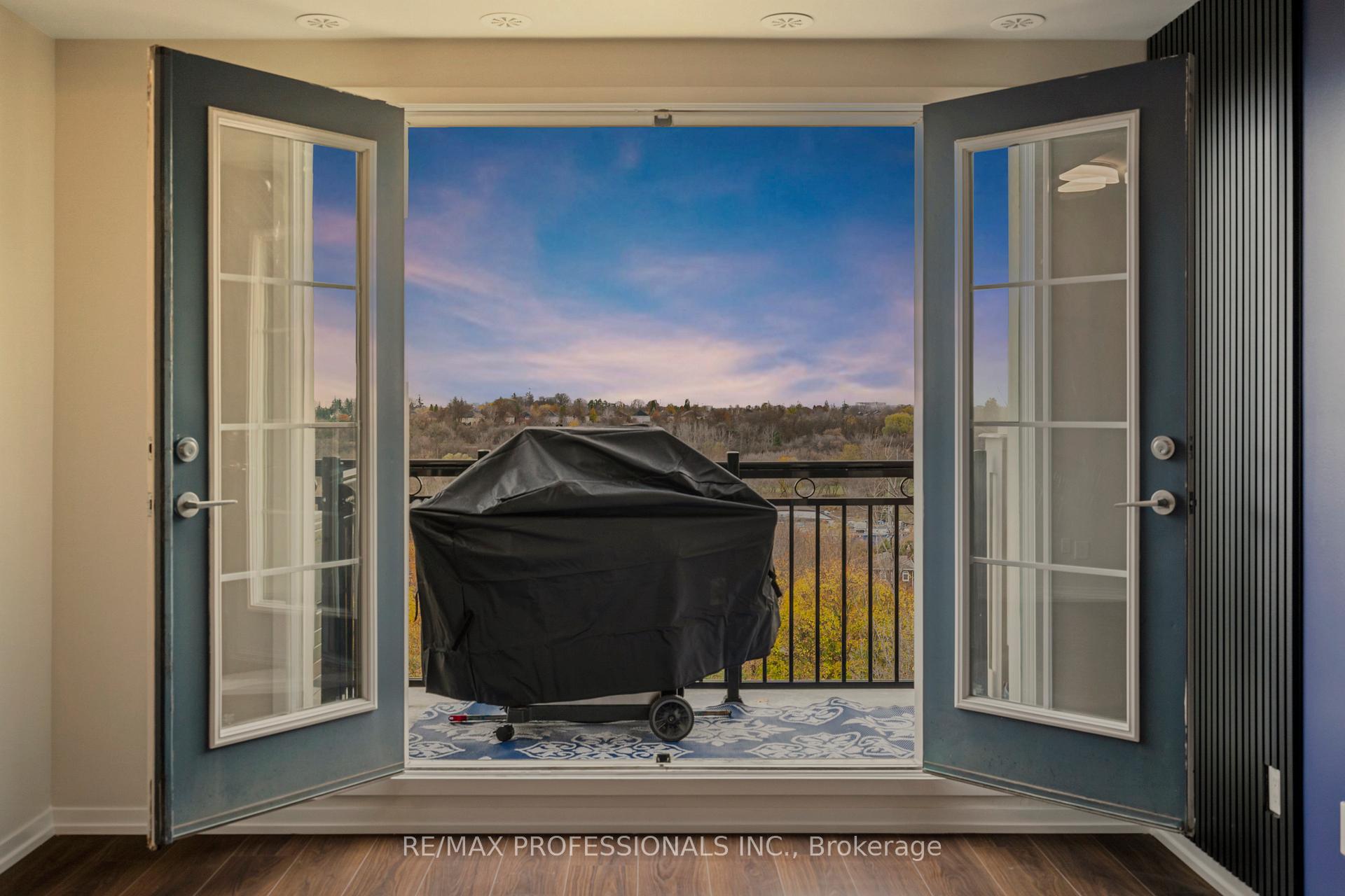 Photo 20 of Unit C24, 26 Bruce Street, Vaughan, East Woodbridge — HOMEH