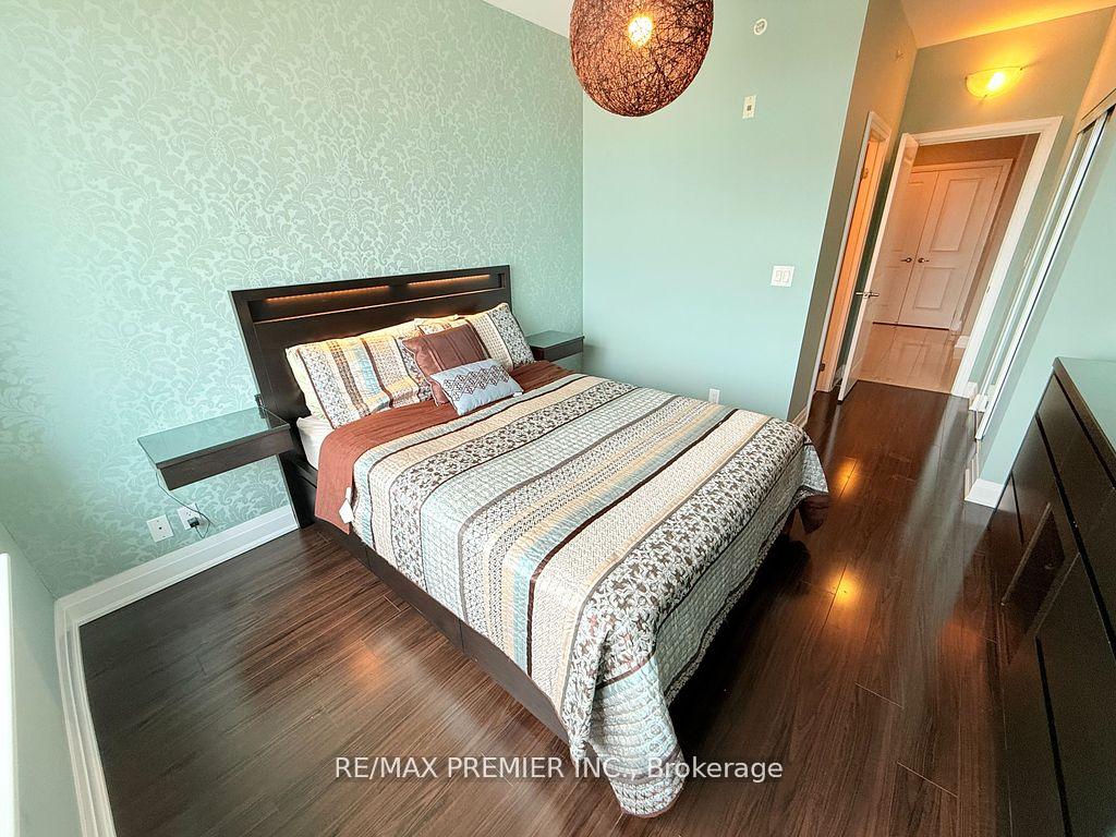 Photo 16 of Unit 811, 24 Woodstream Boulevard, Vaughan, Vaughan Grove — HOMEH