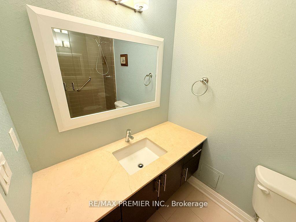 Photo 18 of Unit 811, 24 Woodstream Boulevard, Vaughan, Vaughan Grove — HOMEH