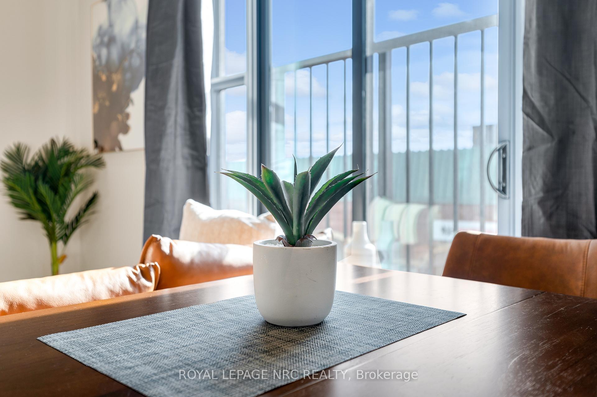 Photo 11 of Unit 204, 121 King Street E, Hamilton, Beasley — HOMEH