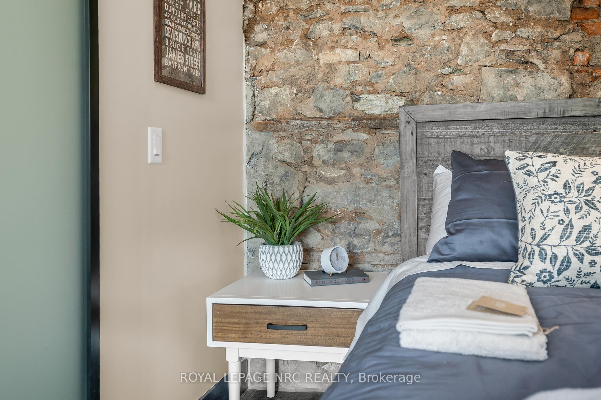 Photo 10 of Unit 204, 121 King Street E, Hamilton, Beasley — HOMEH