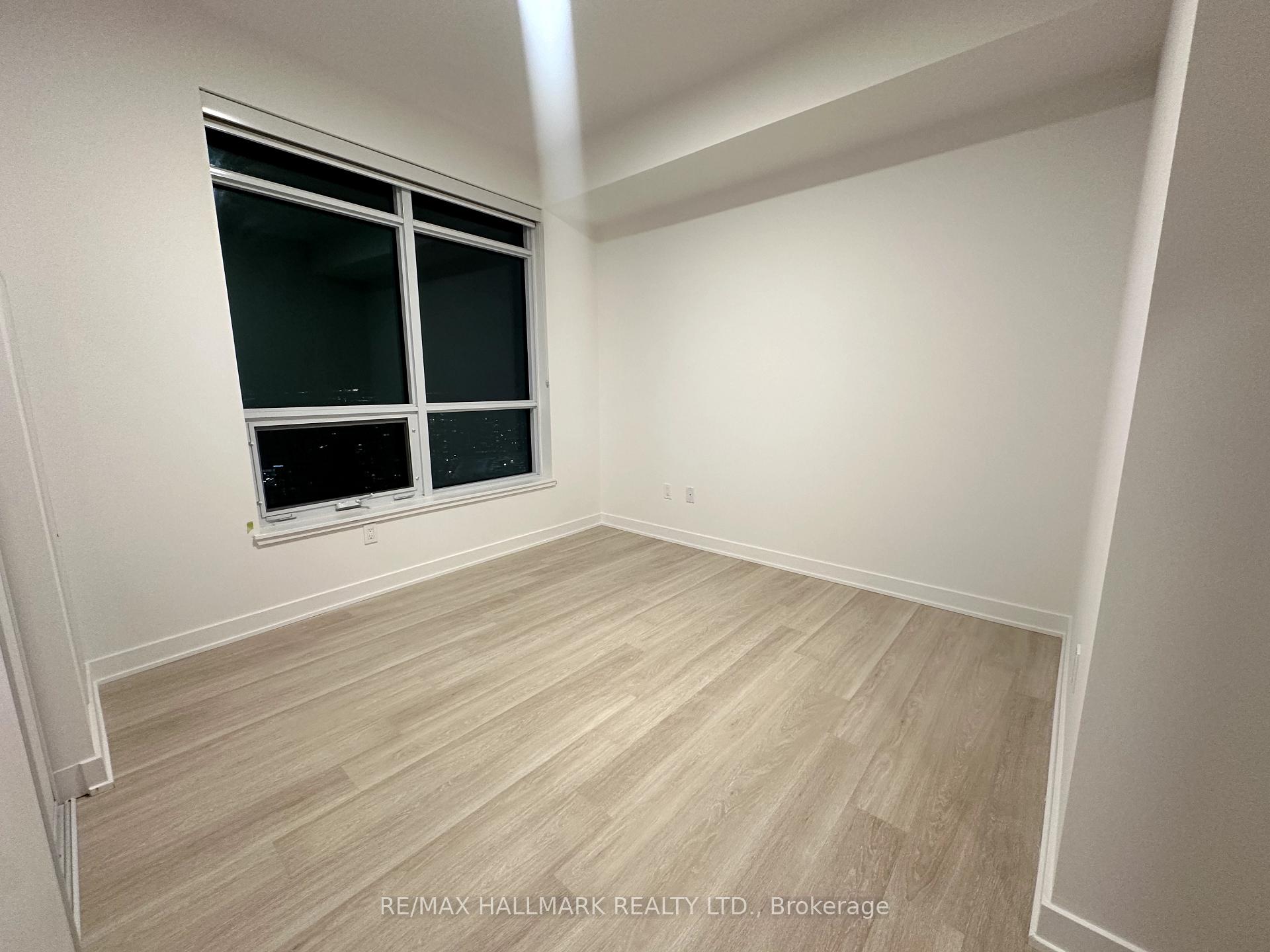 Photo 7 of Unit 3405, 30 Upper Mall Way, Vaughan, Brownridge — HOMEH