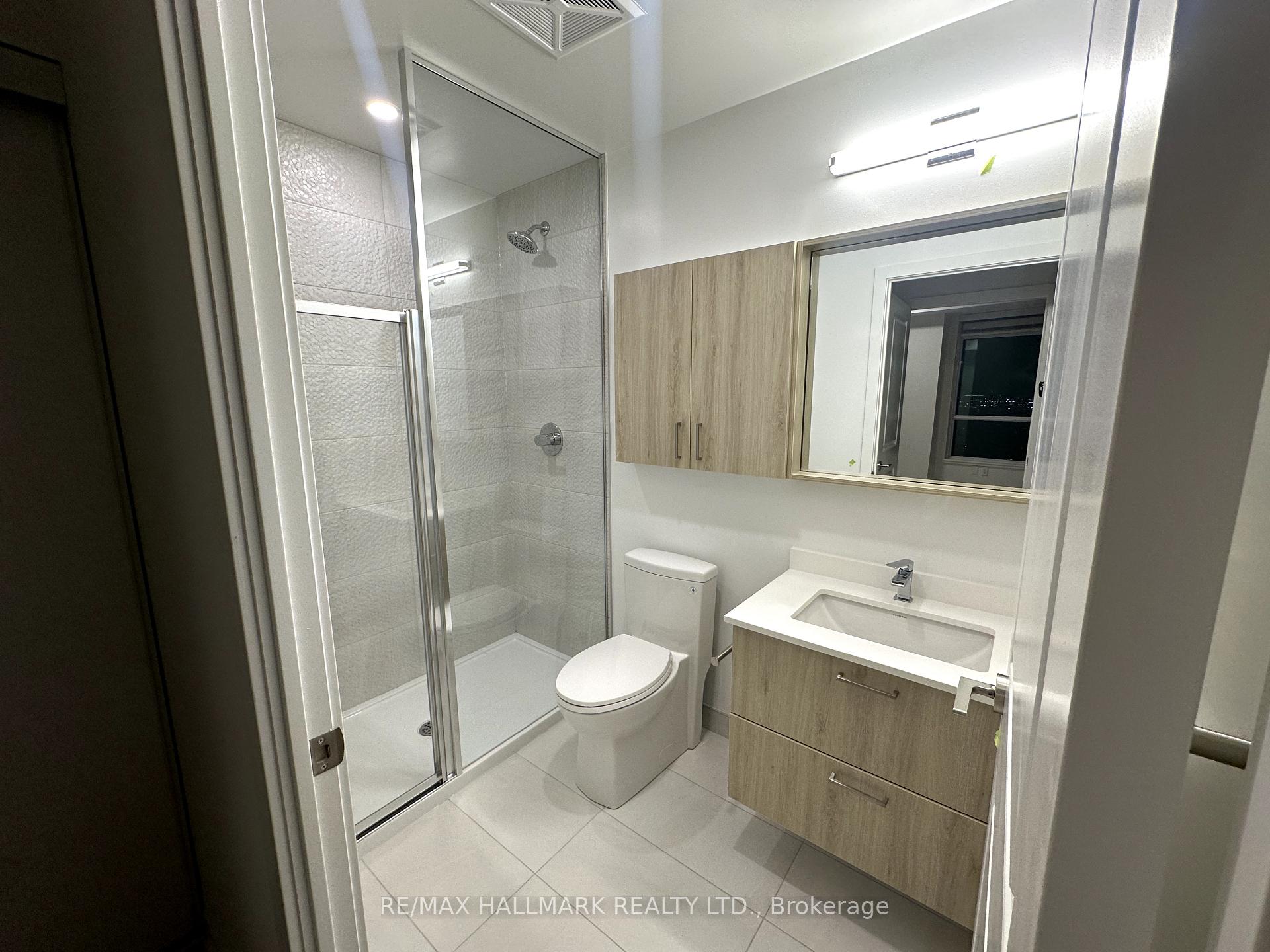 Photo 12 of Unit 3405, 30 Upper Mall Way, Vaughan, Brownridge — HOMEH