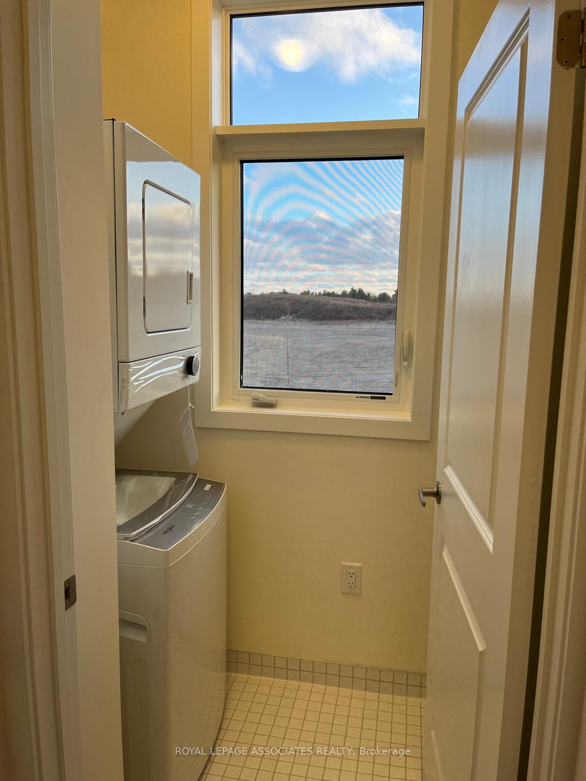 Photo 8 of Unit 602, 1695 Dersan Street, Pickering, Duffin Heights — HOMEH