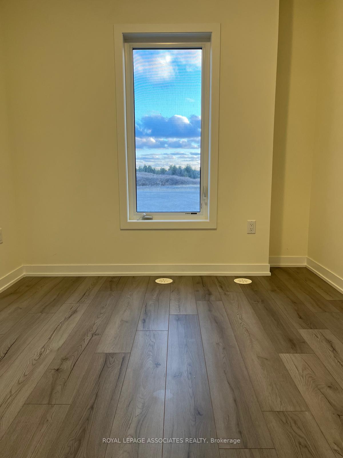 Photo 19 of Unit 602, 1695 Dersan Street, Pickering, Duffin Heights — HOMEH